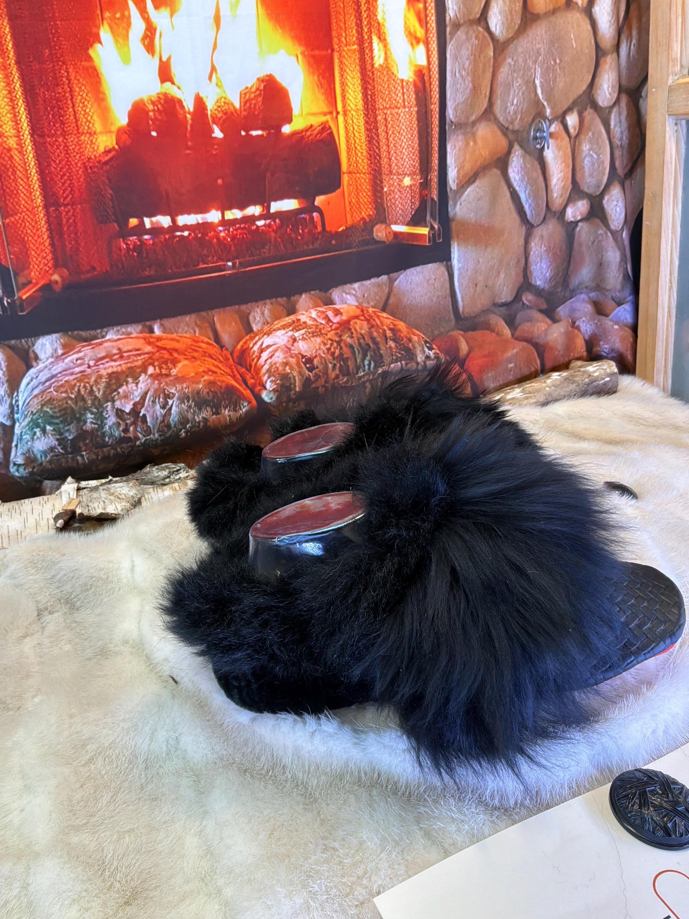 Slipper Gervaise pointure 8 femme – Sherling italien & cuir recyclé, pièce unique faite à la main au Québec