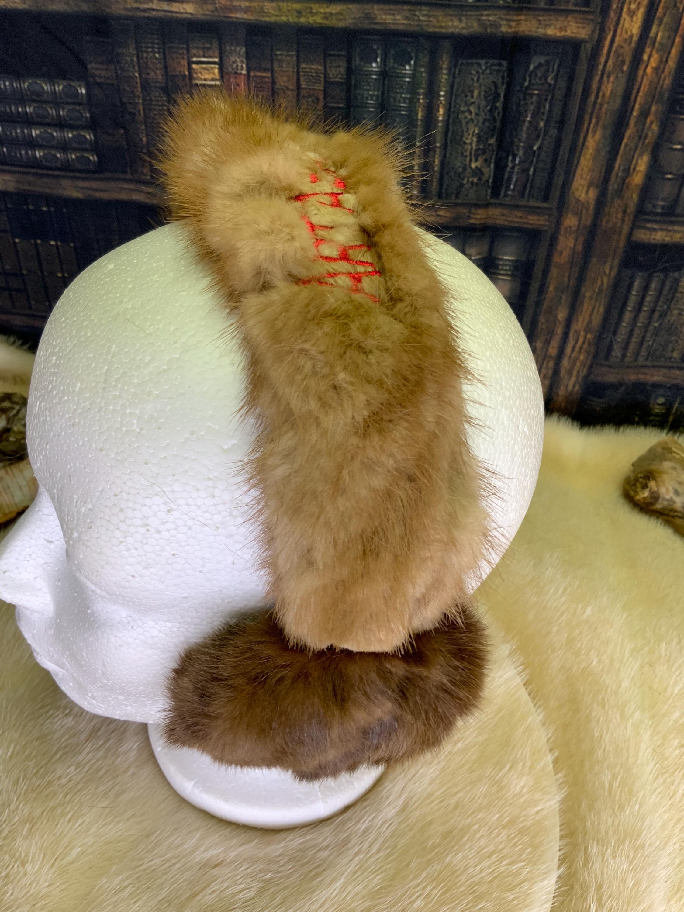 Cache-Oreilles tout en fourrure recyclée