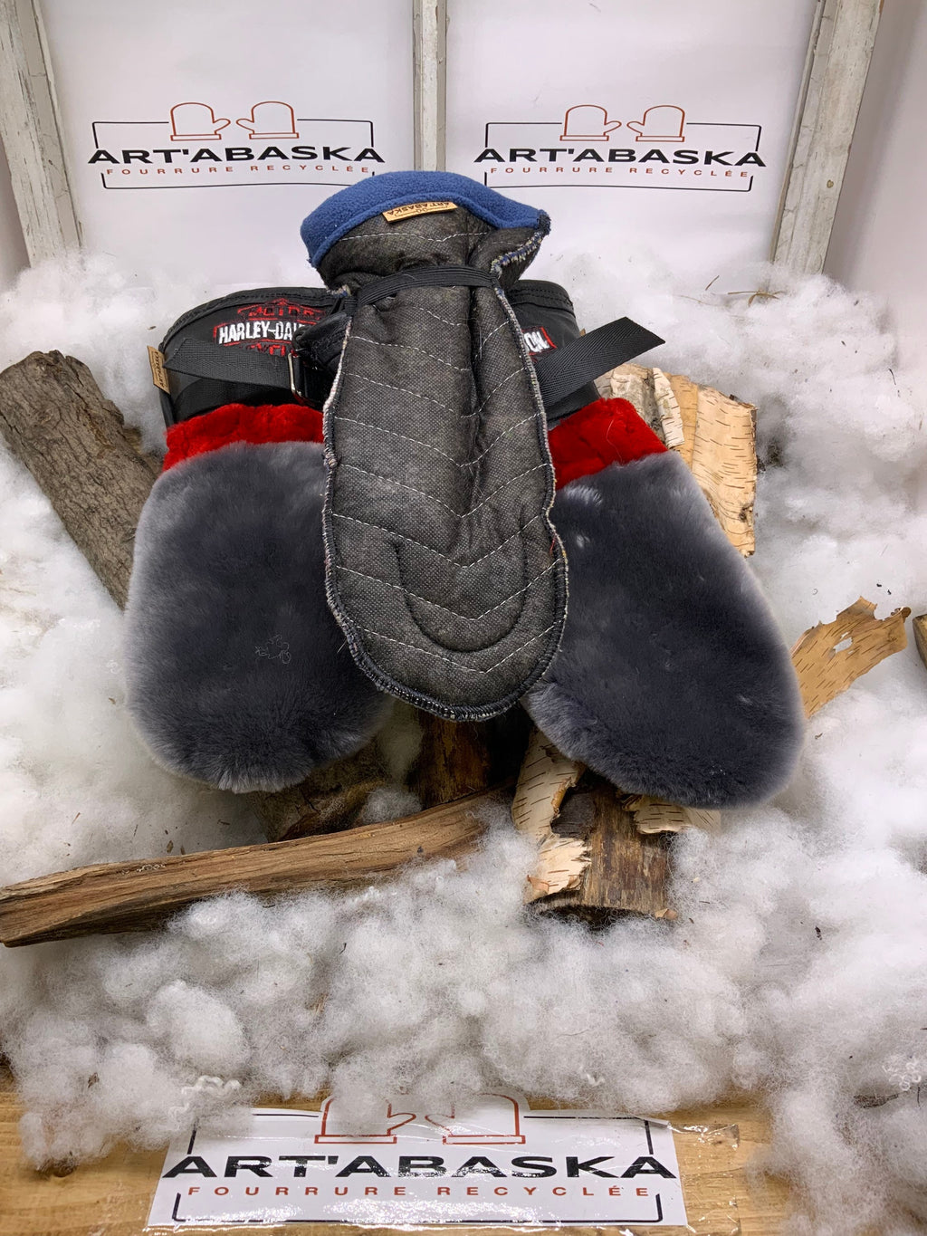 Mitaines Gilberte Harley-Davidson cuir noir rouge mouton rasé recyclé brodé Large fait à la main Québec édition unique biker