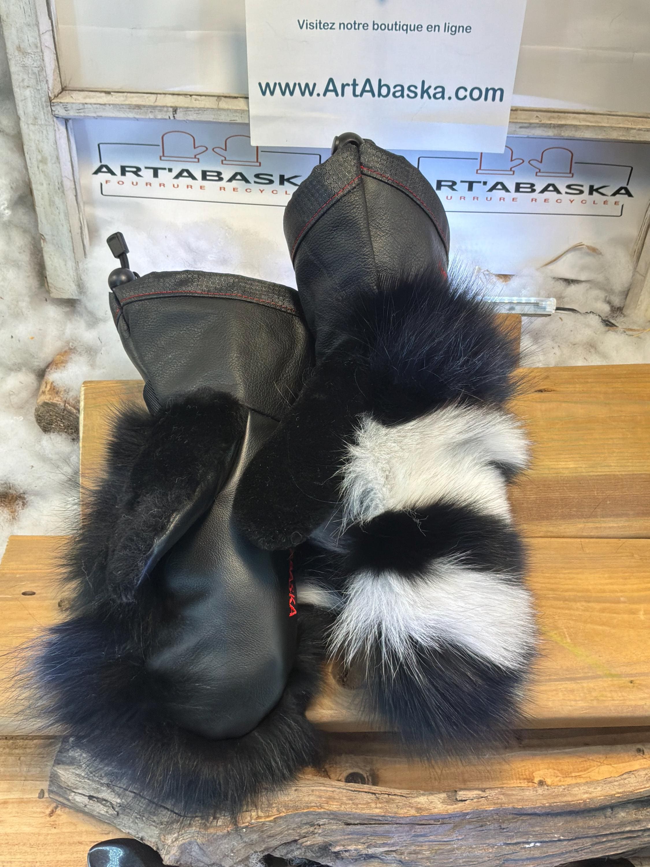 Mitaines fourrure recyclée cuir italien fait à la main Québec Small Jacqueline artistique pièce unique