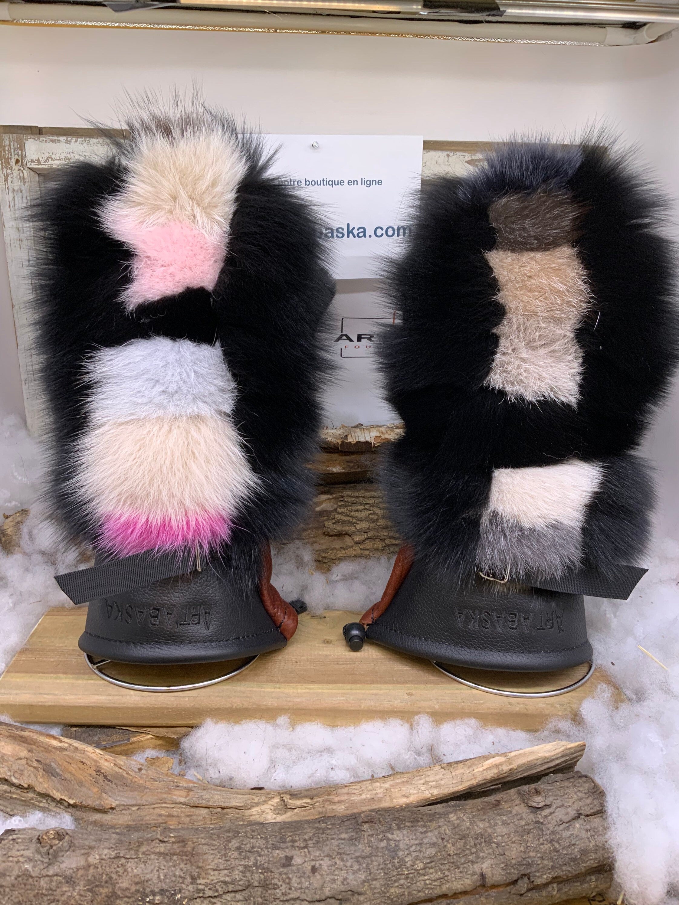 Mitaines Patricia X Large – Patchwork de renard recyclé cousu une à une cuir brun rouille et noir intérieur amovible Québec