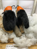 Mitaines Laure Large opossum noir cuir orange et noir couture contrastée ArtAbaska fait à la main Québec