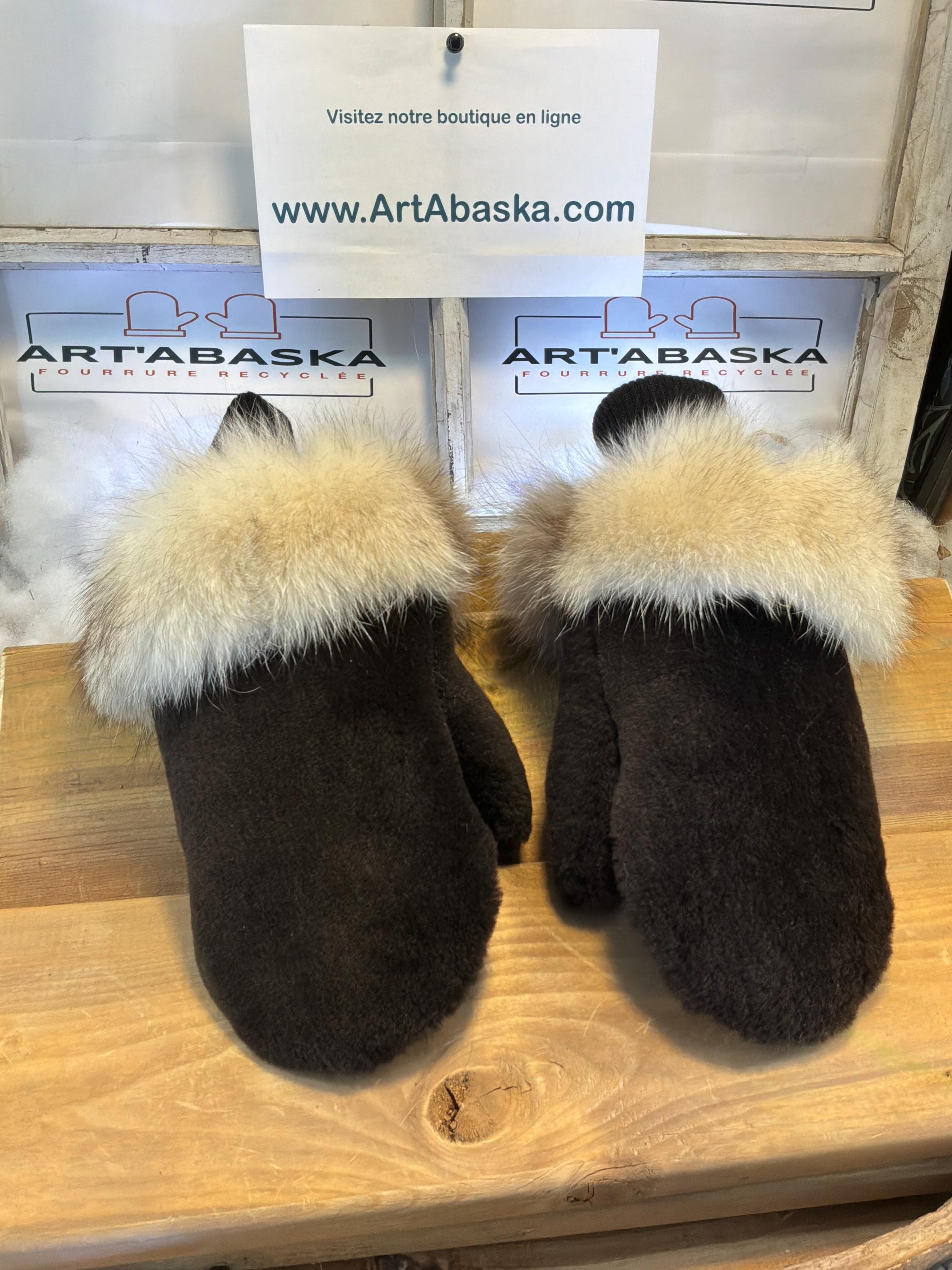 Mitaines de ville Medium Henriette en fourrure recyclée – Faites à la main au Québec – Légères, élégantes, confort urbain – ArtAbaska