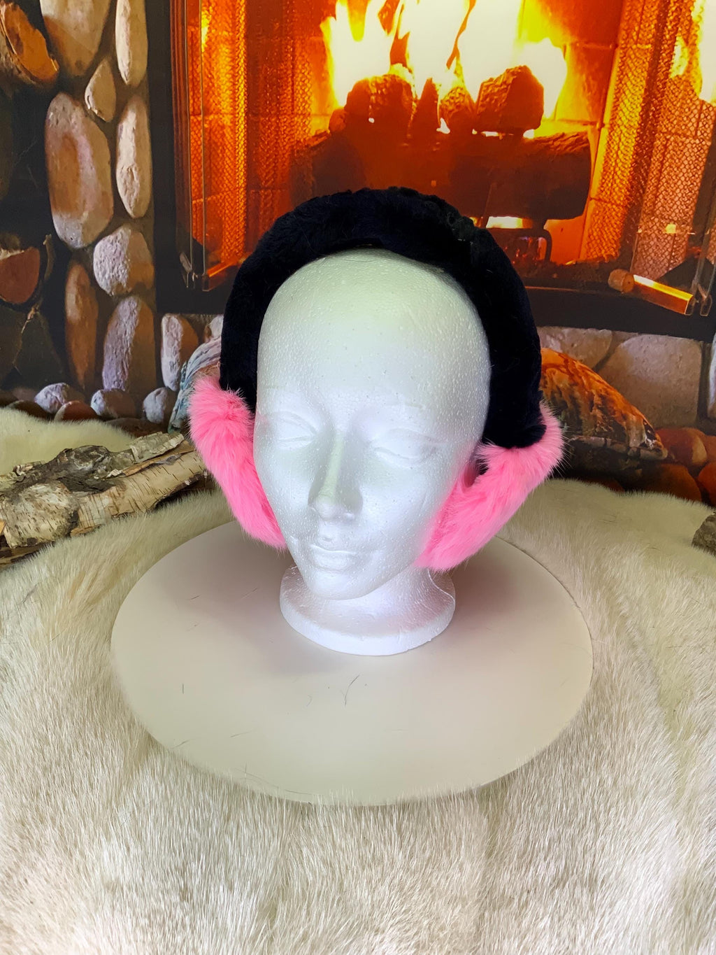 Cache-Oreilles tout en fourrure recyclée édition Lapin Rose