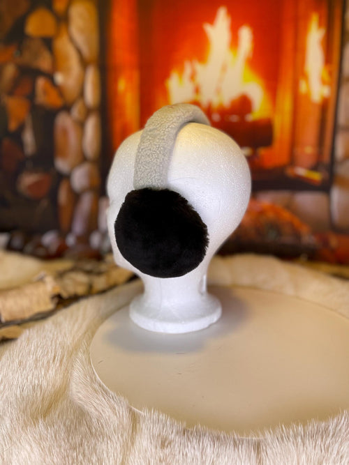 Cache-Oreilles tout en fourrure recyclée édition Castor rasé brun naturel recyclé et mouton rasé sur la tête  Les Simone