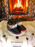 Mocassin d’intérieur Les Armandes – pointure 10 homme – pantoufles artisanales cuir serpent & fourrure recyclée – fait à la main au Québec