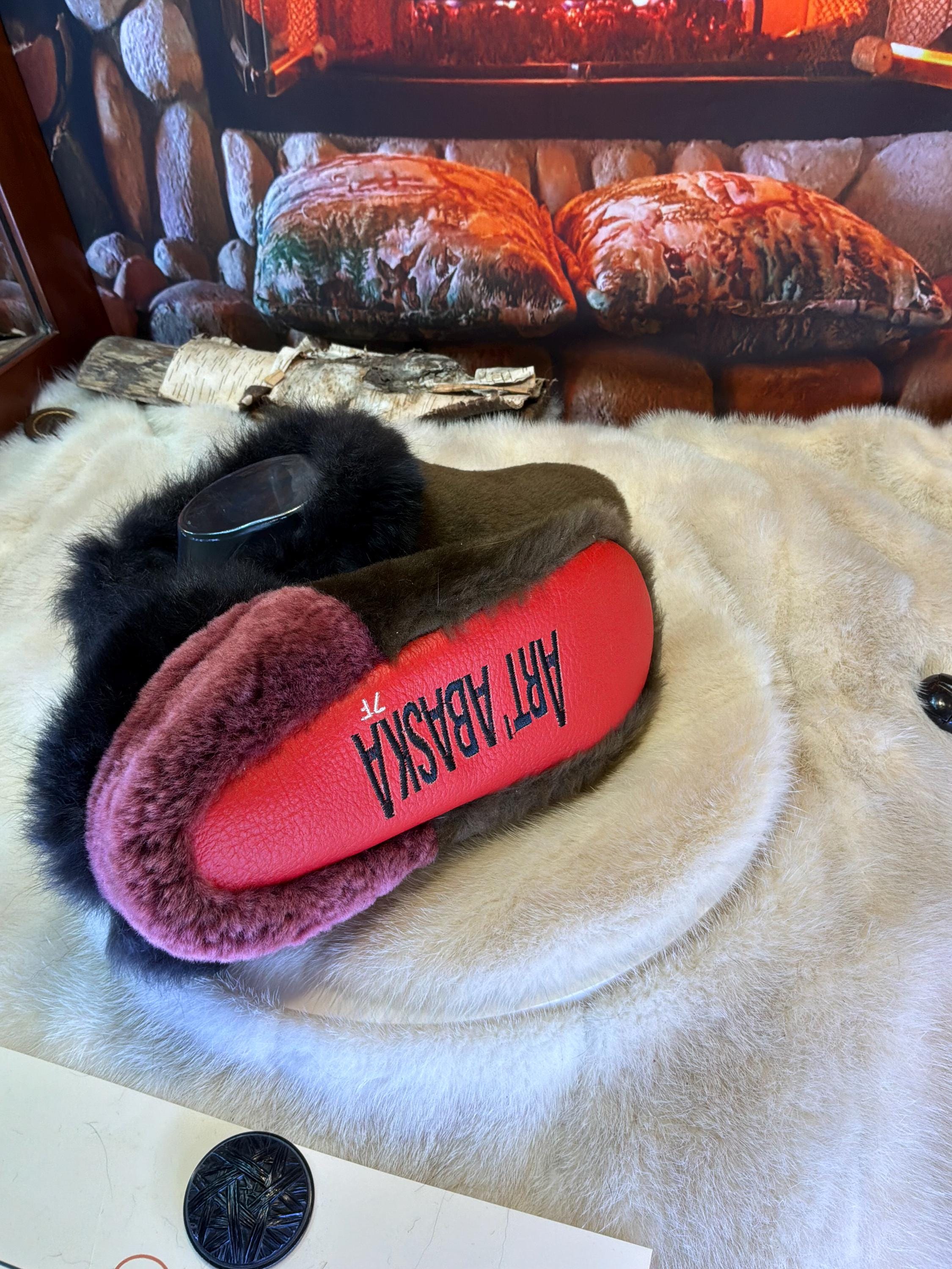 Slipper Berthe pointure 7 femme – Sherling italien & cuir recyclé, pièce unique faite à la main au Québec