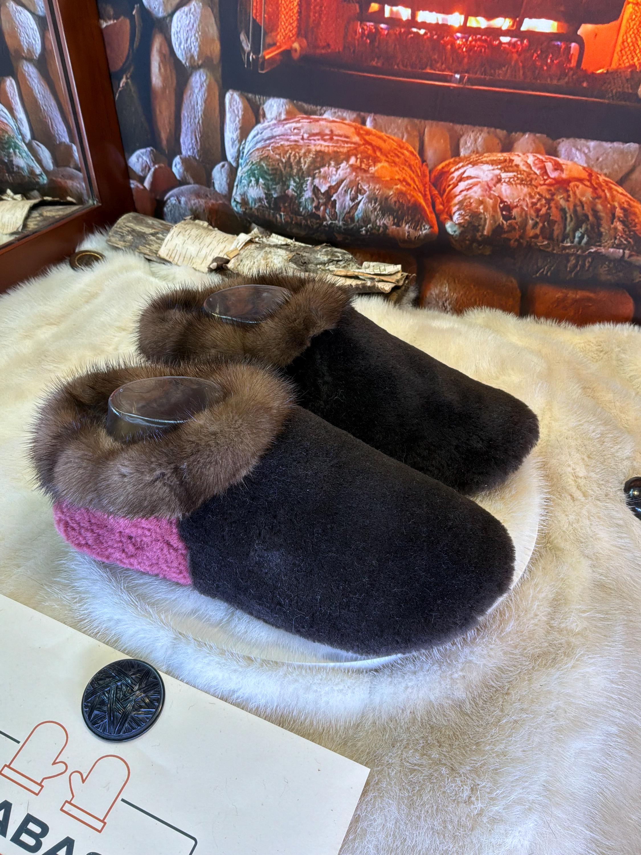 Slipper Véronique pointure 8 femme – Sherling italien & cuir recyclé, pièce unique faite à la main au Québec