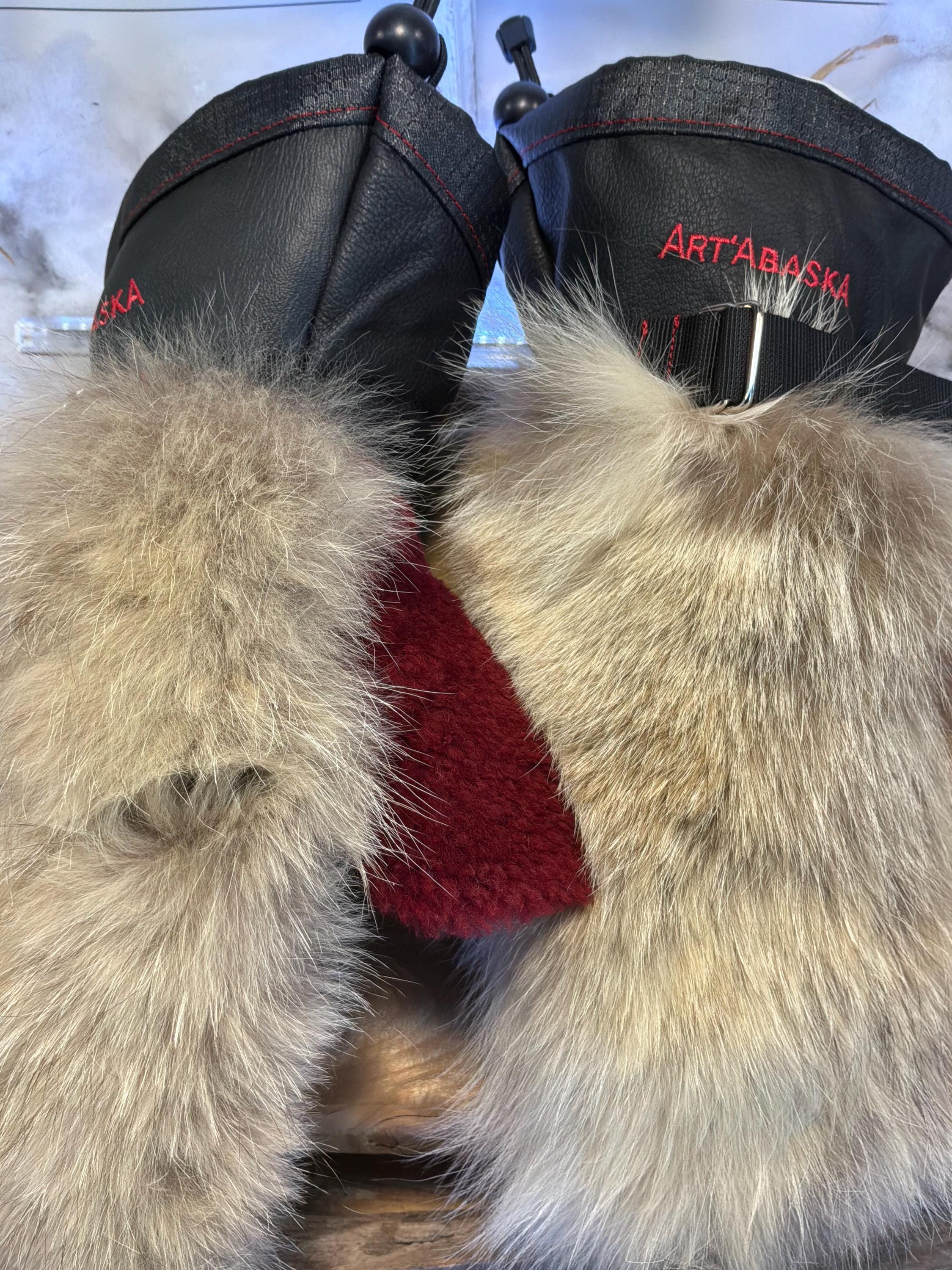 Mitaines Solange Small coyote recyclé manteau vintage avec pouce mouton rasé rouge vin et cuir italien noir, pièce  faite à la main Québec