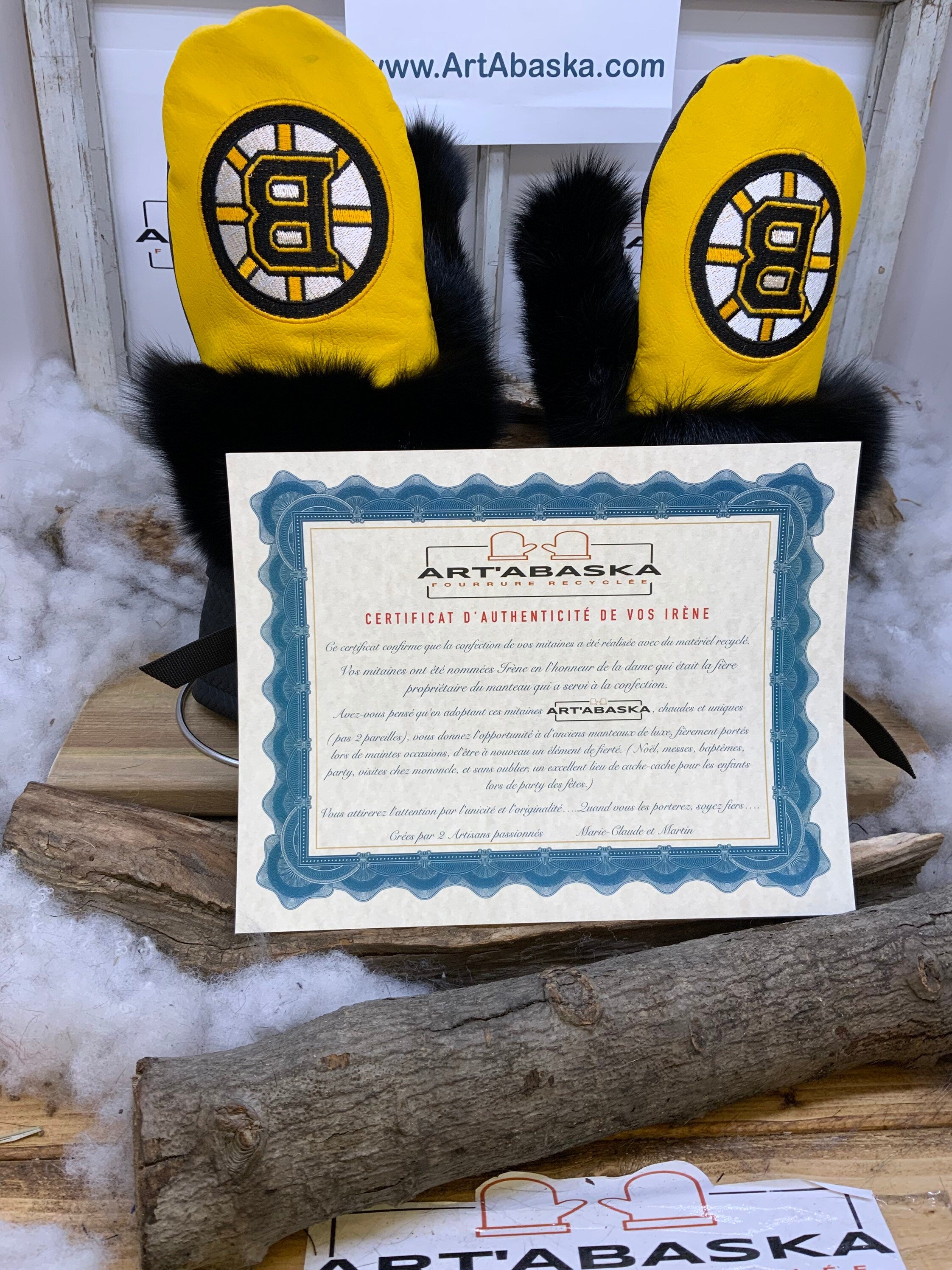 Mitaines Irène Bruins de Boston cuir jaune et noir brodé renard patchwork recyclé fait à la main Large Québec artisanal unique