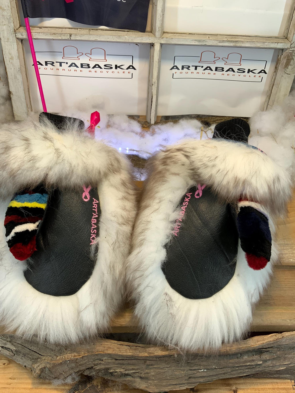 Mitaines de ville Marthe, Medium, en fourrure recyclée ultra épaisse, patchwork artistique, pièce unique faite à la main au Québec