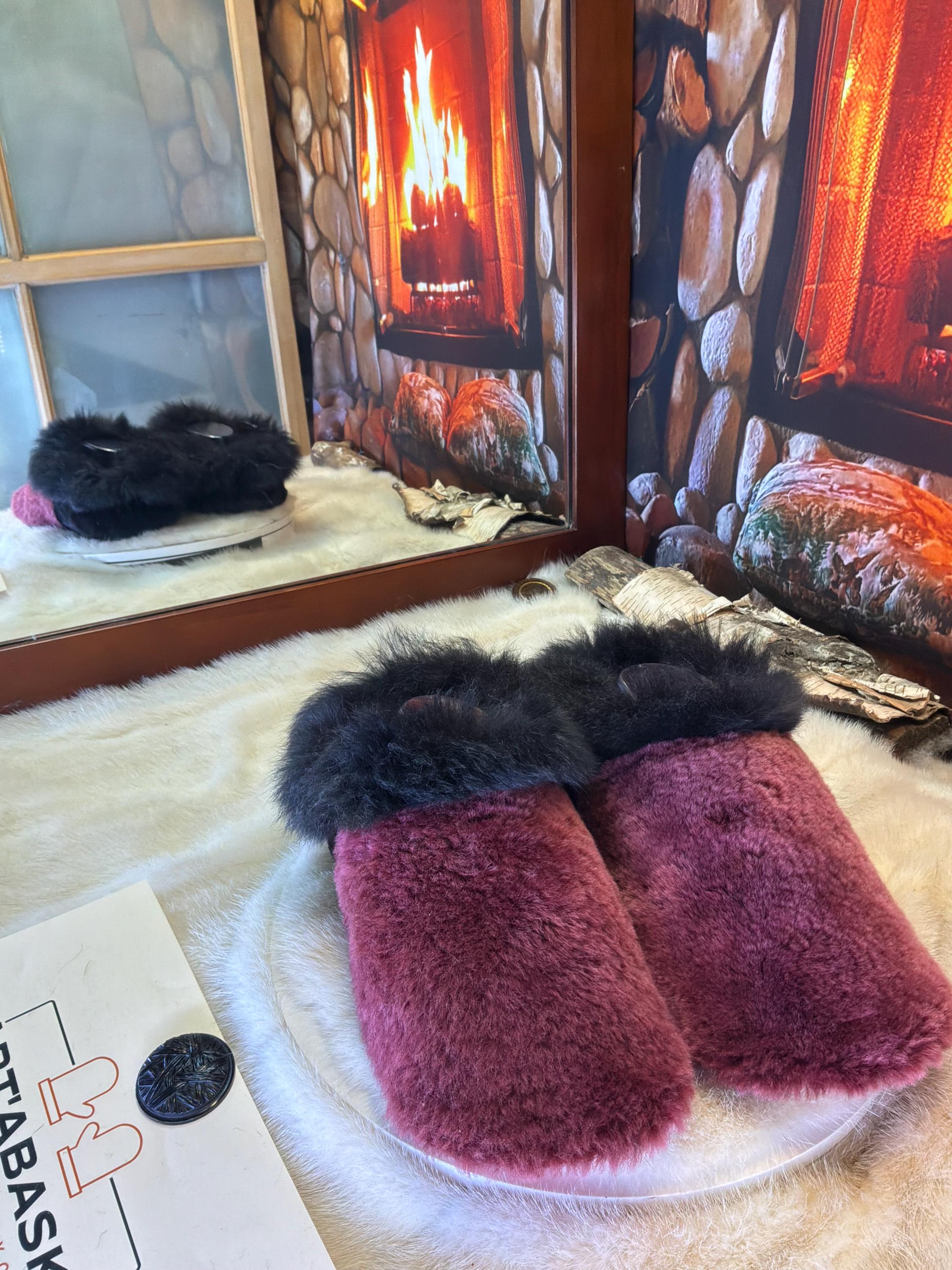 Slipper Lydia pointure 10 femme – Sherling italien & cuir recyclé, pièce unique faite à la main au Québec