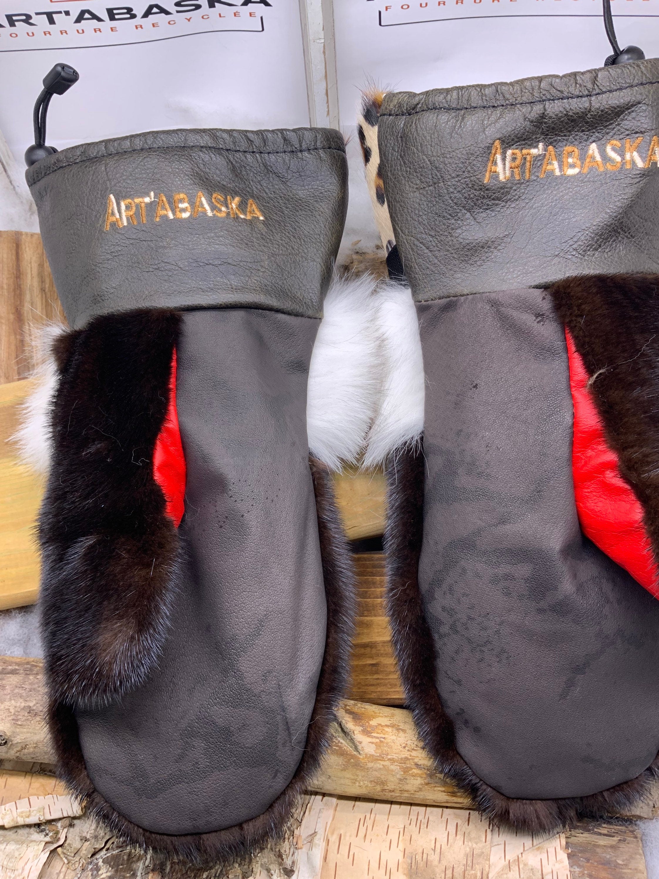 Mitaines Claire XL vison brun renard recyclé cuir imprimé léopard intérieur amovible fait main Québec pièce unique chaude durable