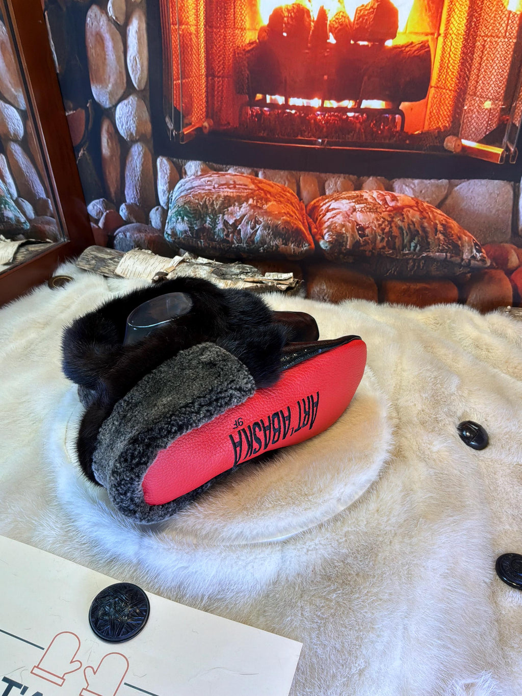 Slipper Liette pointure 9 femme – Sherling italien & cuir recyclé, pièce unique faite à la main au Québec