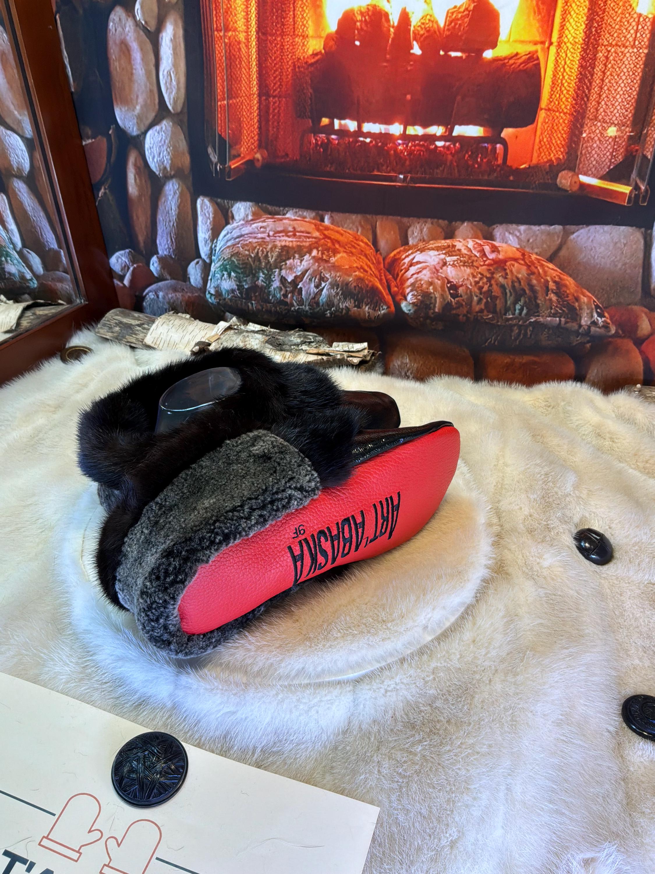 Slipper Liette pointure 9 femme – Sherling italien & cuir recyclé, pièce unique faite à la main au Québec