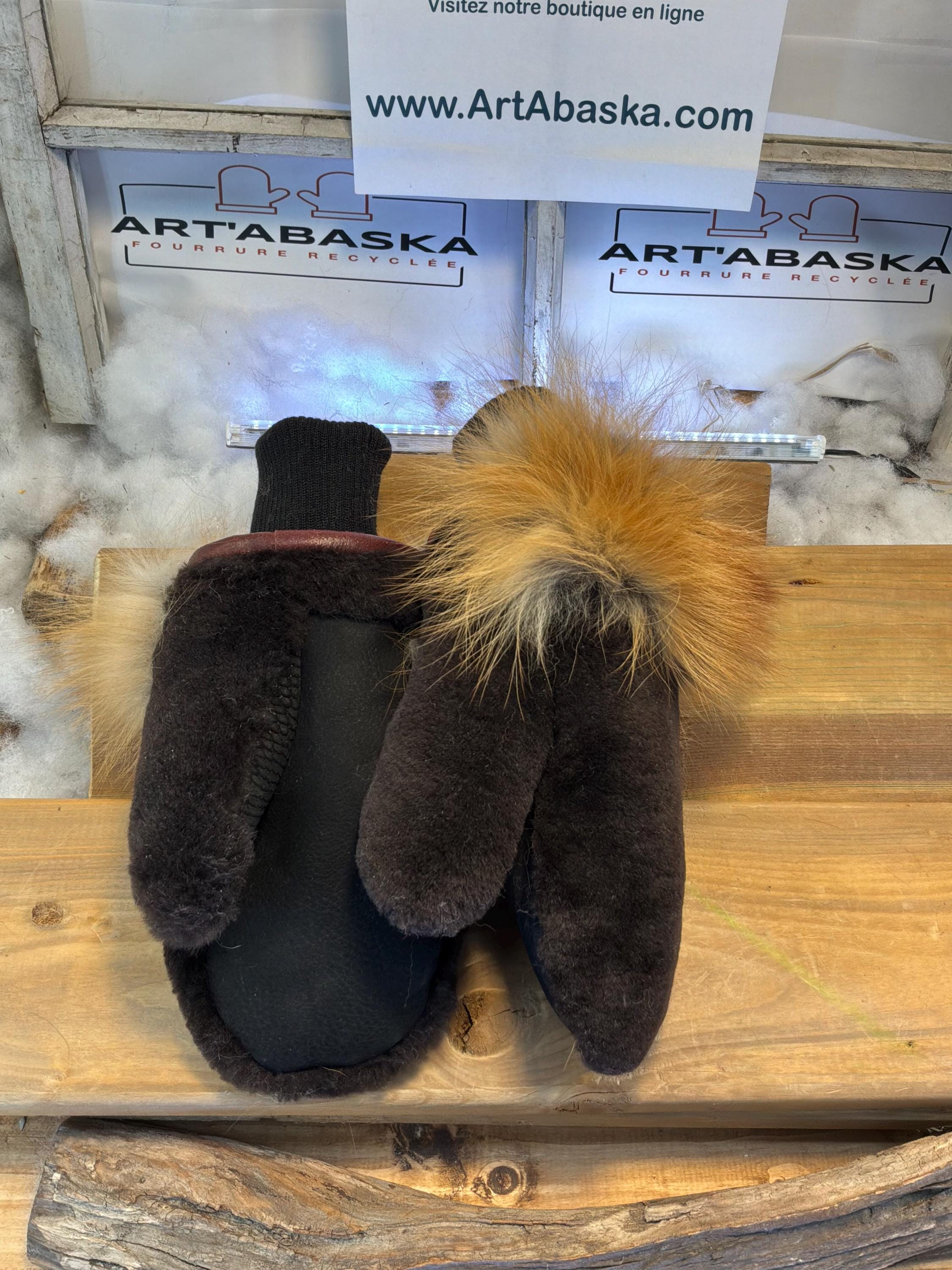 Mitaines de ville Aline Medium  en fourrure recyclée – Faites à la main au Québec – Légères, élégantes, confort urbain – ArtAbaska