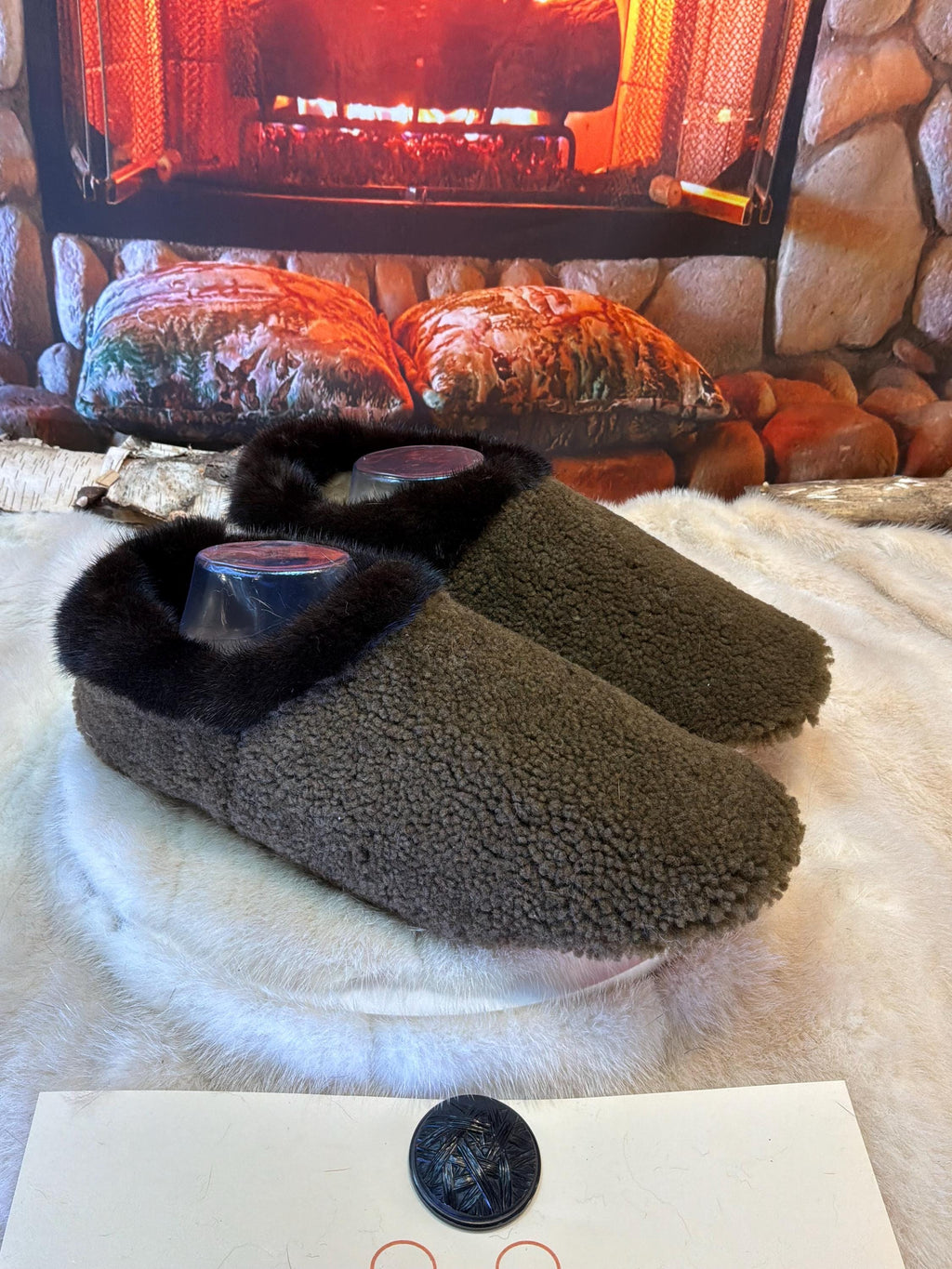Slipper Renée pointure 11 Homme – Sherling italien & cuir recyclé, pièce unique faite à la main au Québec