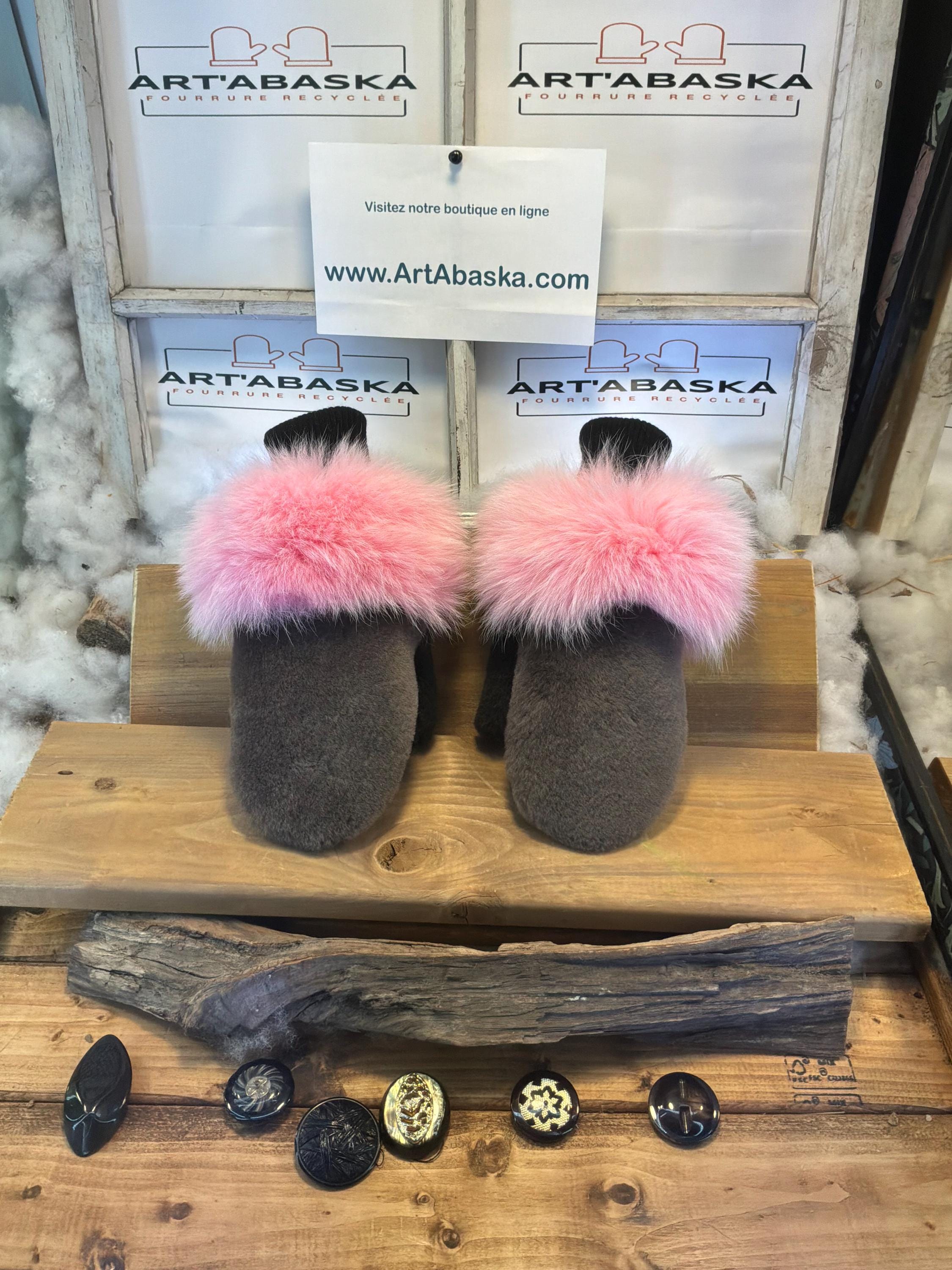 Mitaines de ville Small Monique en fourrure recyclée – Faites à la main au Québec – Légères, élégantes, confort urbain – ArtAbaska
