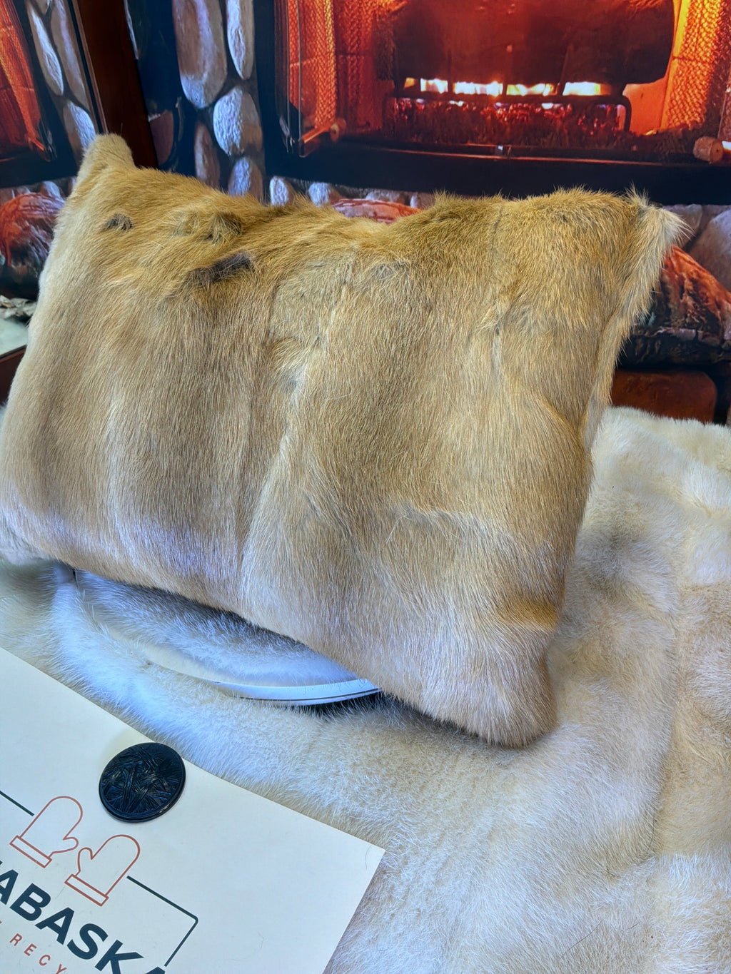 Coussin décoratif Solange en fourrure recyclée de Vison