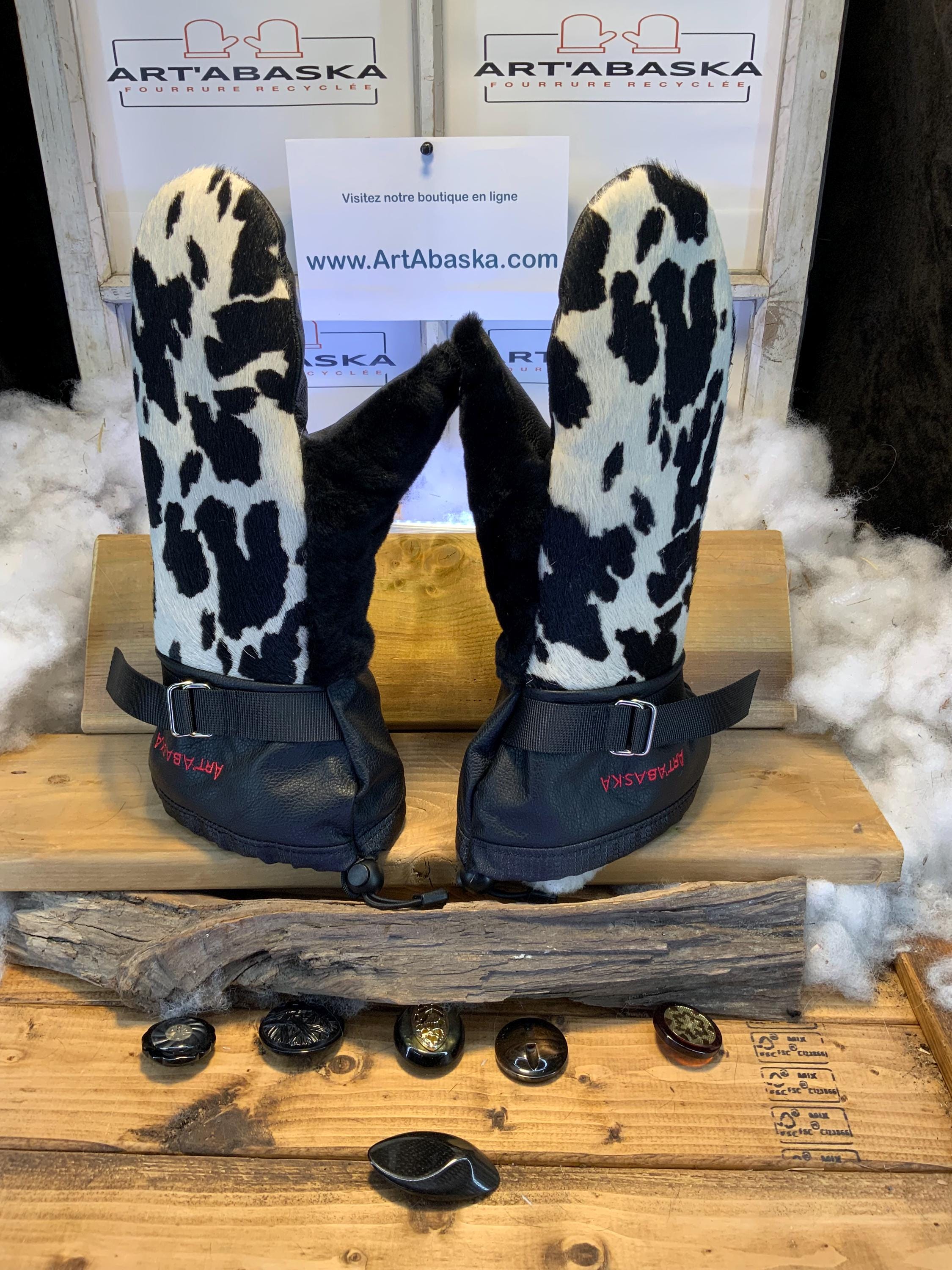 Mitaines hiver peau de vache & cuir italien noir | Mitaines fourrure recyclée mouton rasé | Fait à la main Québec | Modèle Carmen X-Large