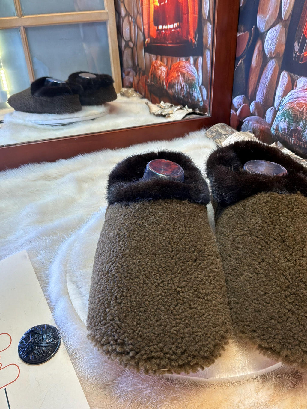 Slipper Renée pointure 11 Homme – Sherling italien & cuir recyclé, pièce unique faite à la main au Québec