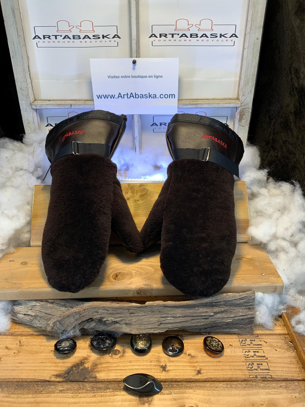 Mitaines Maryse XLarge mouton rasé brun chocolat cuir italien brun intérieur végane fait main Québec pièce unique chaude durable