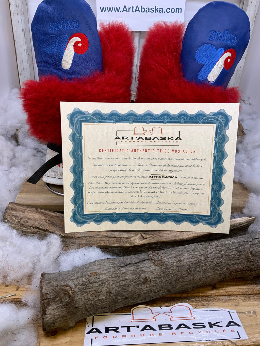 Mitaines Alice Expos de Montréal cuir bleu blanc brodé fourrure mouton recyclé fait à la main Large Québec baseball nostalgie