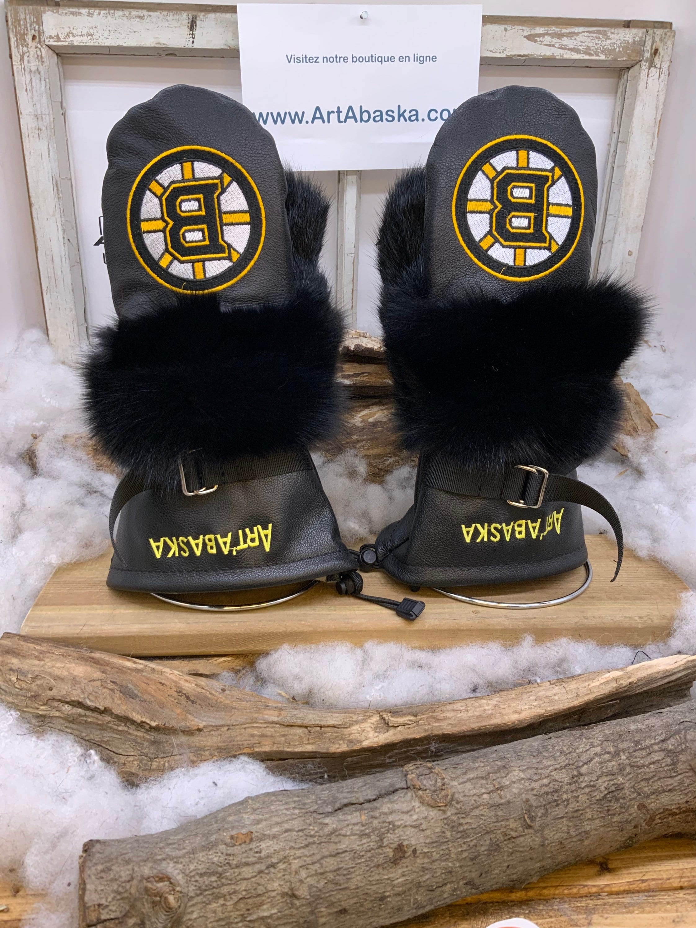 Mitaines Augustine Large – Édition Bruins de Boston cuir noir recyclé avec fourrure renard et lapin – fait main Québec