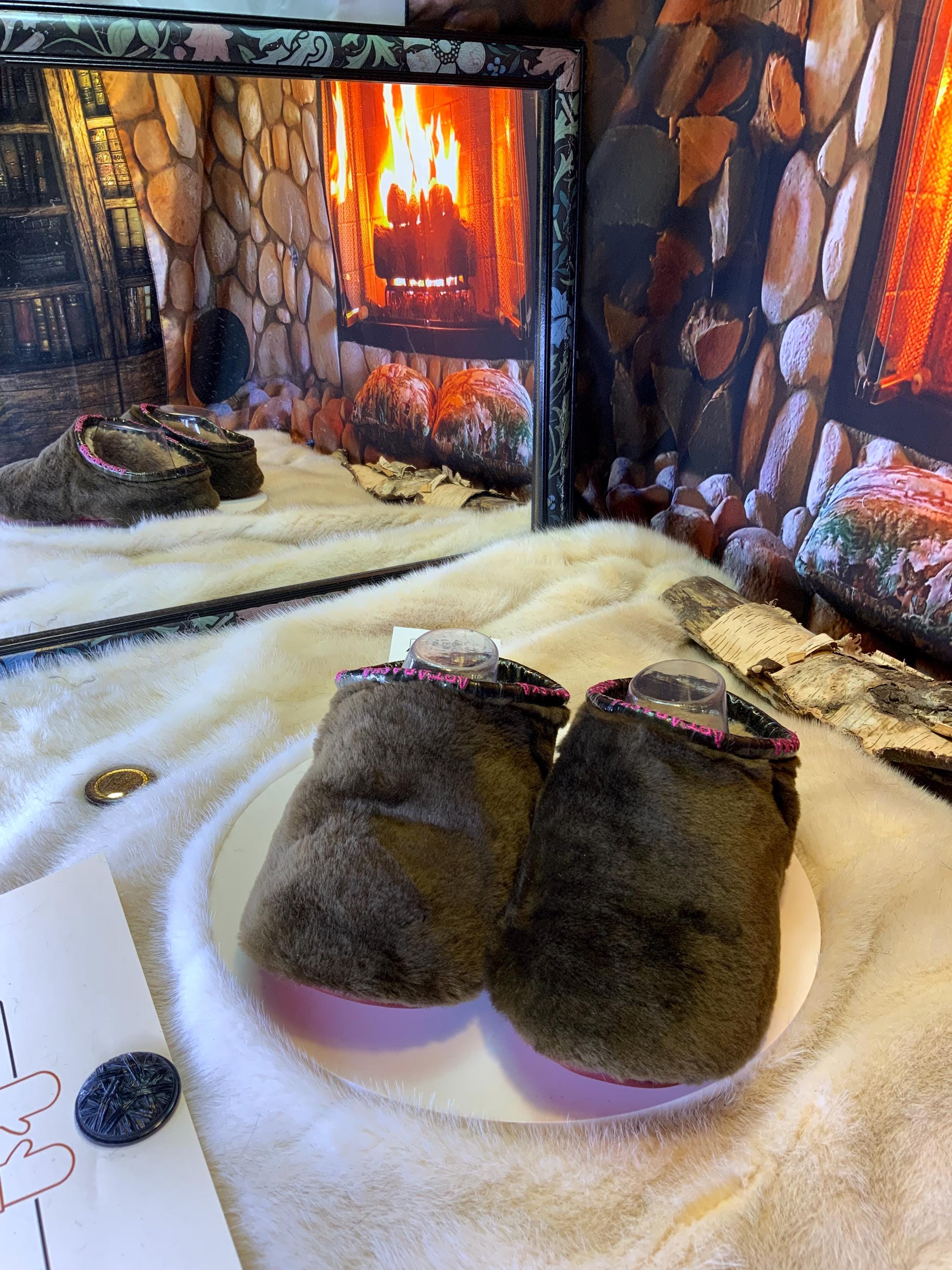 Slipper Mariette – pointure 8 femme – Sherling italien & cuir recyclé, pièce unique faite à la main au Québec