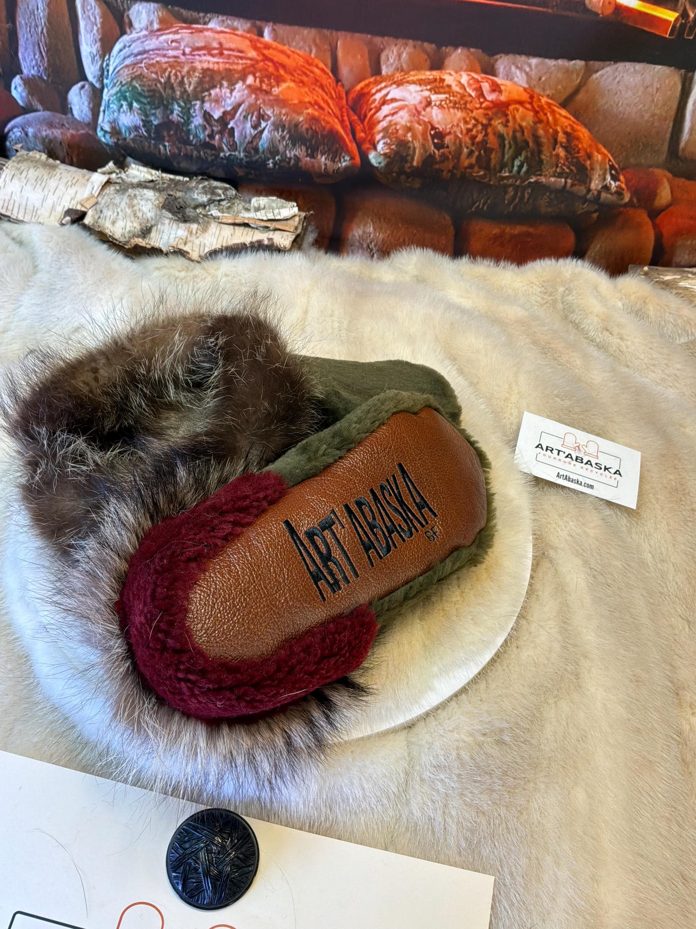Slipper Céline pointure 6 femme – Sherling italien & cuir recyclé, pièce unique faite à la main au Québec