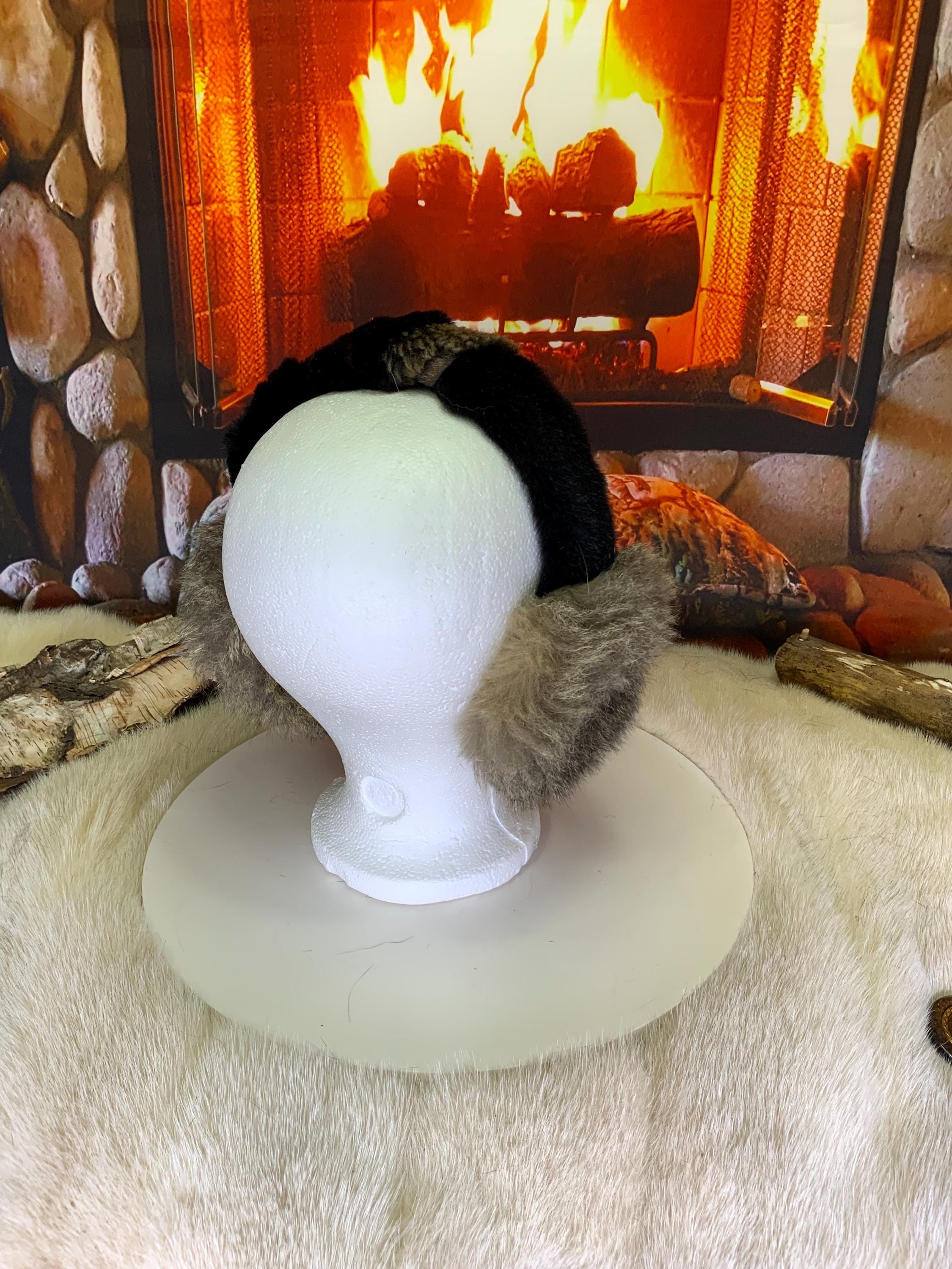 Cache-Oreilles tout en fourrure recyclée édition Opossum naturel