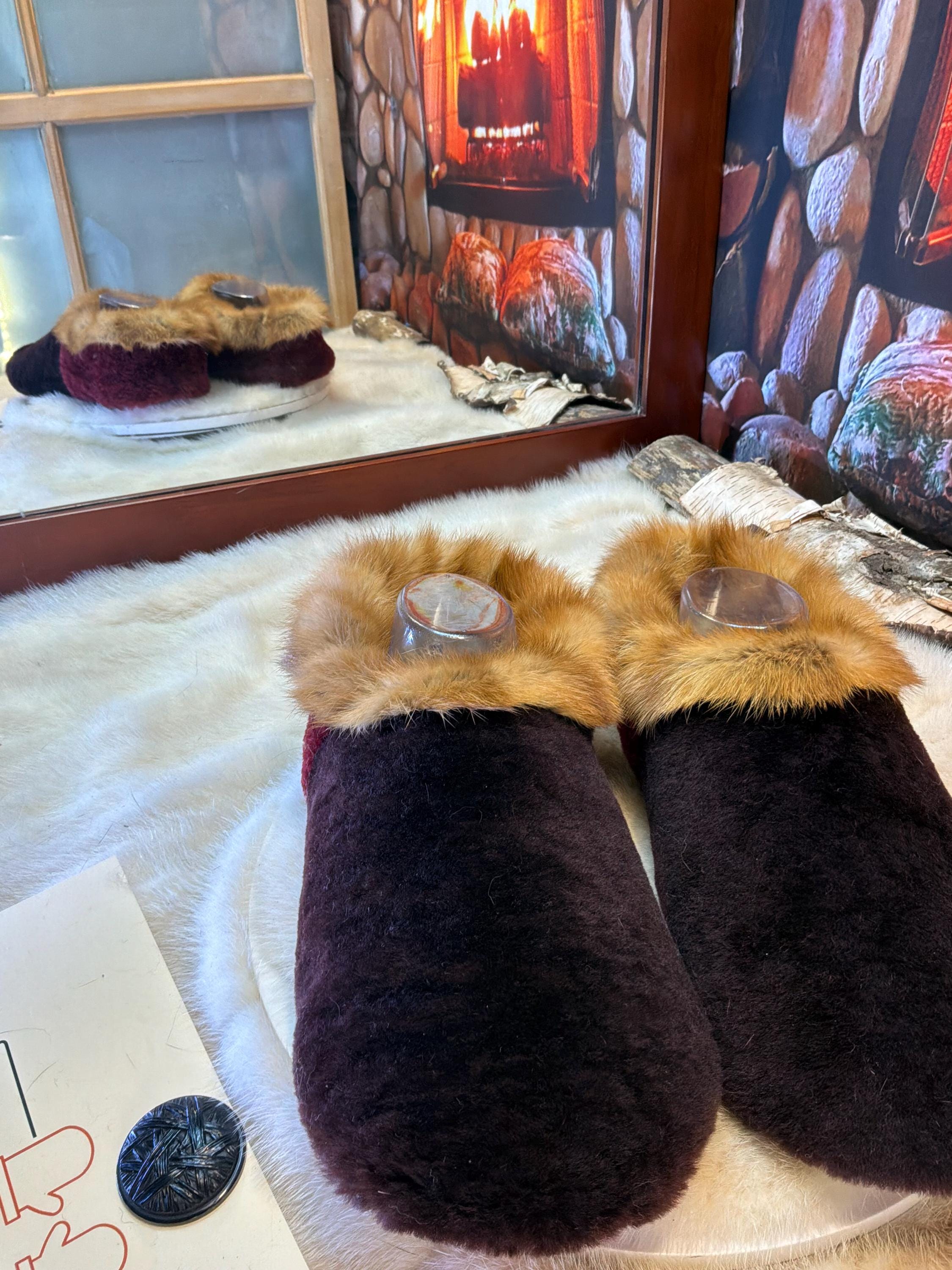 Slipper Thérèse pointure 10 Homme – Sherling italien & cuir recyclé, pièce unique faite à la main au Québec
