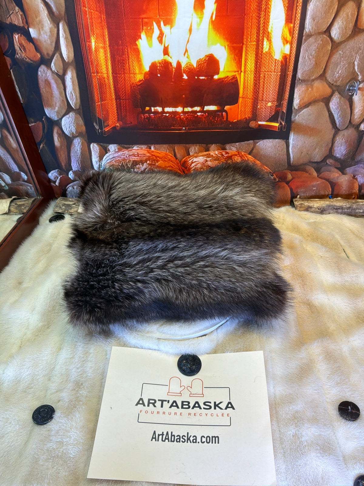Linda decorative cushion in recycled faux fur by Chat Sauvage