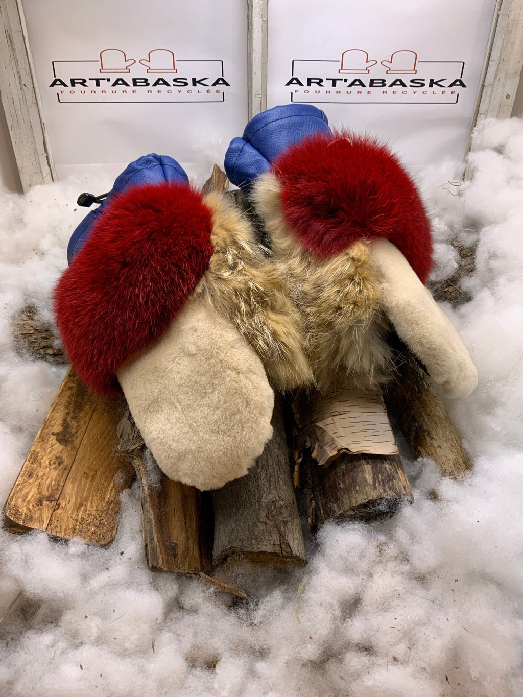 Mitaines Louise Small – Renard rouge, coyote, vison crème et cuir recyclé, 9h50 de confection, fait à la main Québec