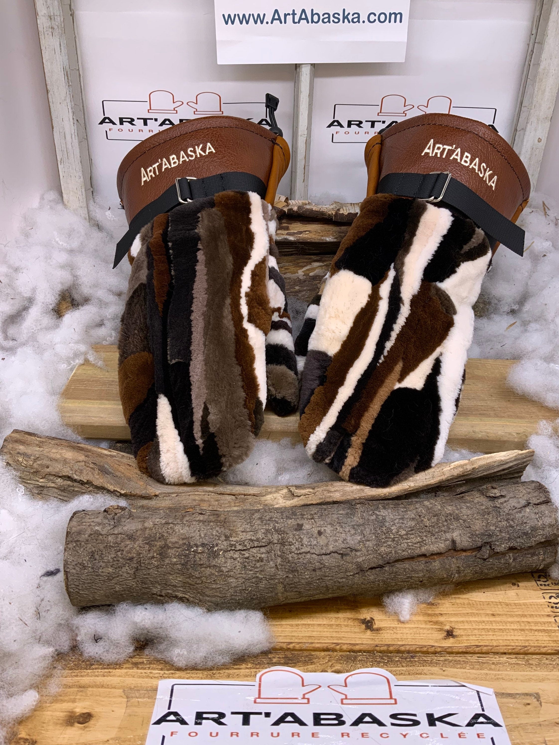Mitaines Denise XL – Fourrure recyclée patchwork renard & cuir brun, fait à la main, pièce unique Québec