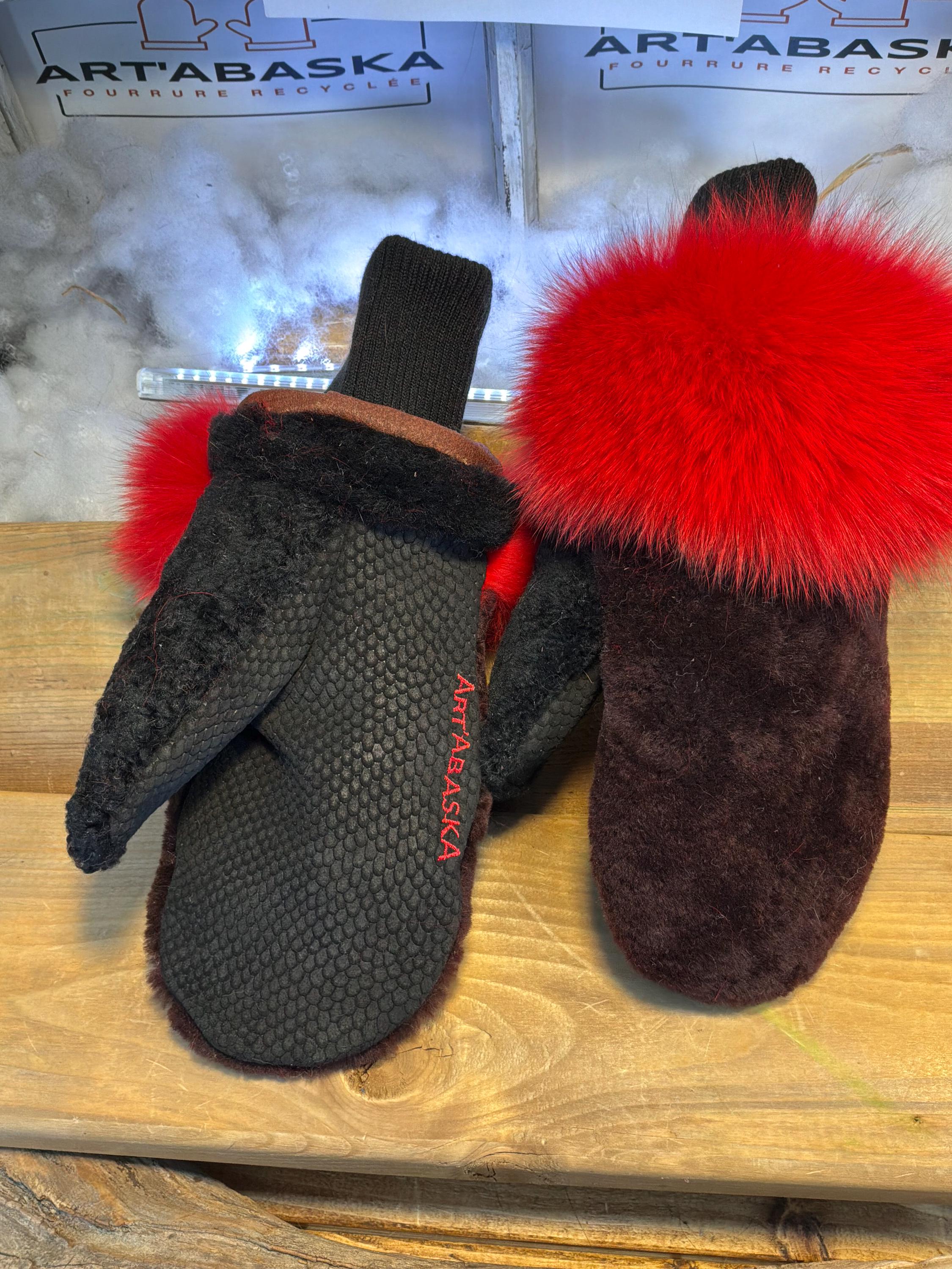 Mitaines de ville Large Rita en fourrure recyclée – Faites à la main au Québec – Légères, élégantes, confort urbain – ArtAbaska