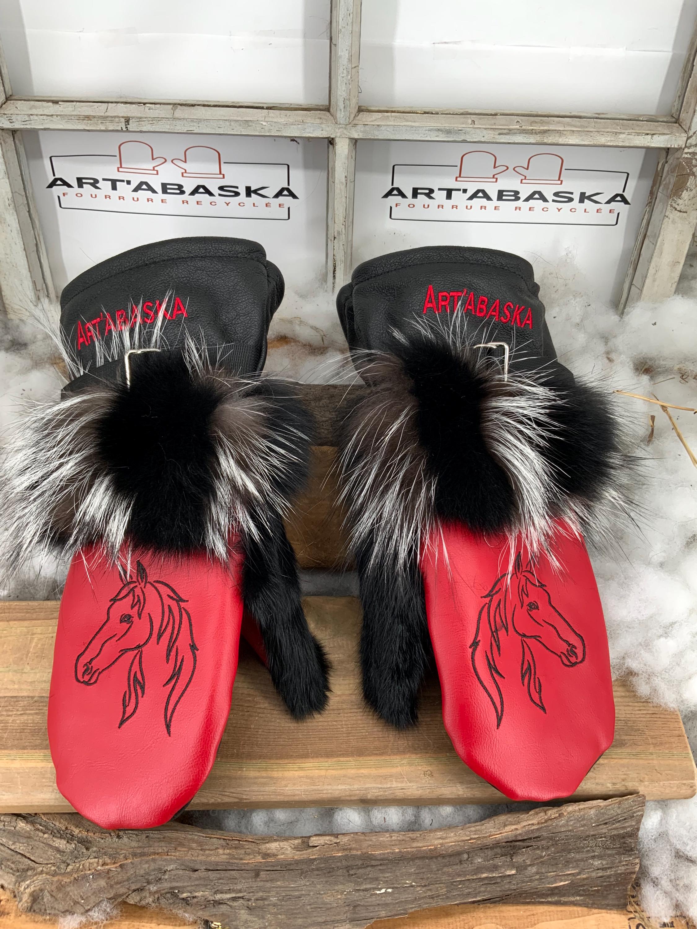 Mitaines Marie-Paule XL en fourrure recyclée renard noir et crystal, cuir rouge et noir embossé équin, fait à la main Québec