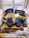 Mitaines Marianne Small – Édition spéciale, fourrures recyclées mouton, renard et coyote, cuir mauve-bleu/rouge, fait à la main Québec