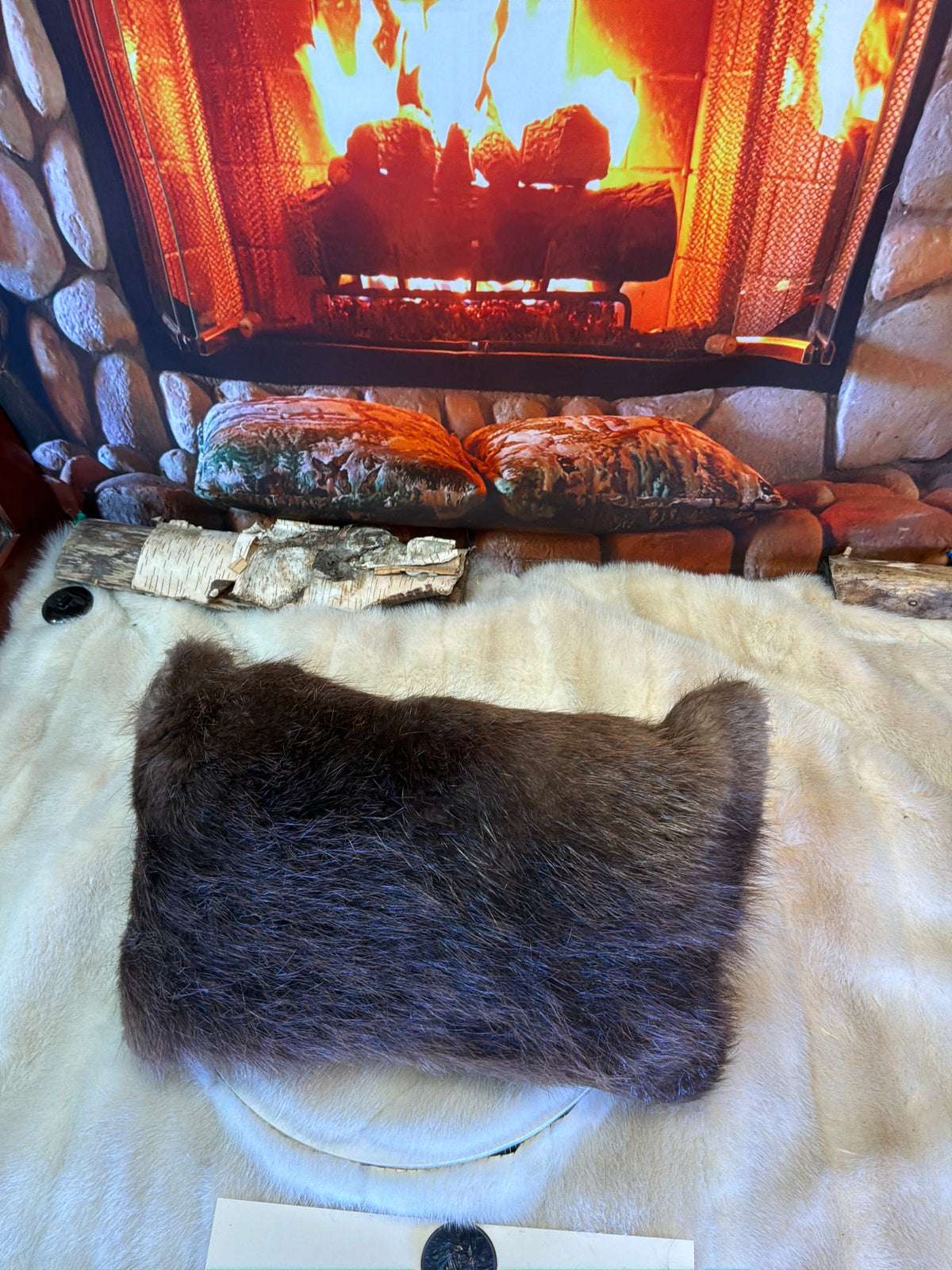 Coussin décoratif Nicole en fourrure recyclée de Castor