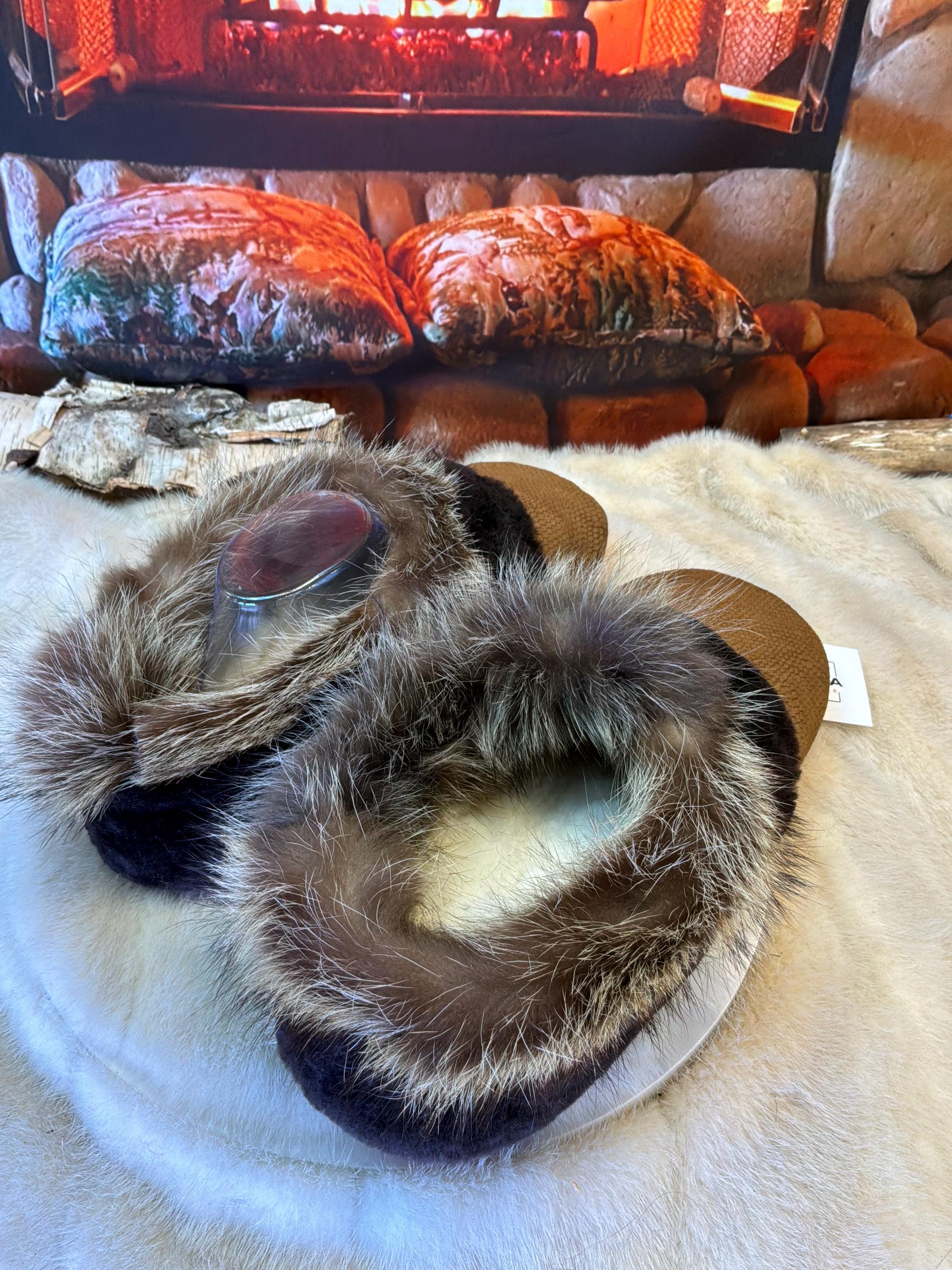 Slipper Mauricette pointure 11 Homme – Sherling italien & cuir recyclé, pièce unique faite à la main au Québec