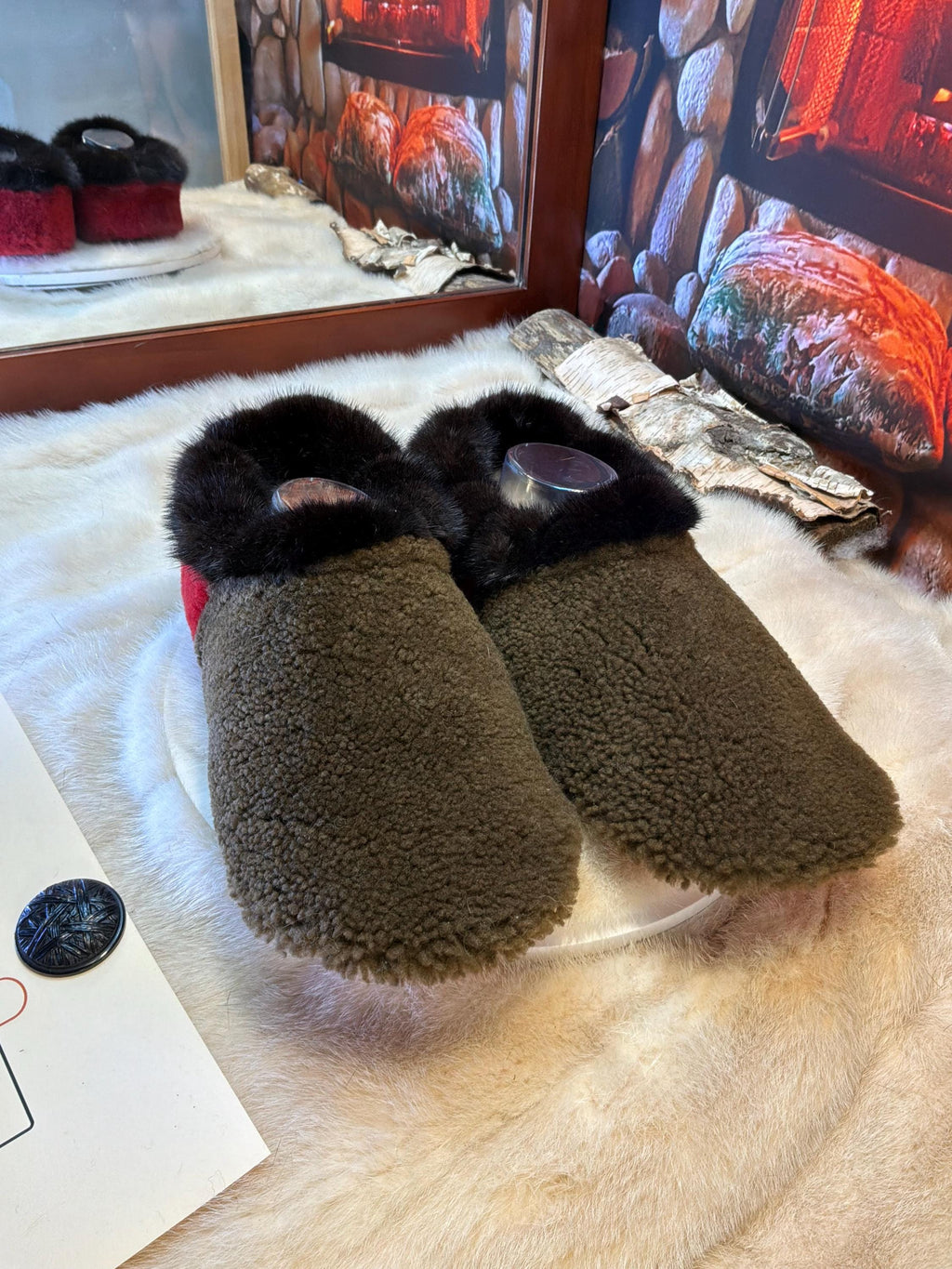 Slipper Ernestine pointure 11 Homme – Sherling italien & cuir recyclé, pièce unique faite à la main au Québec