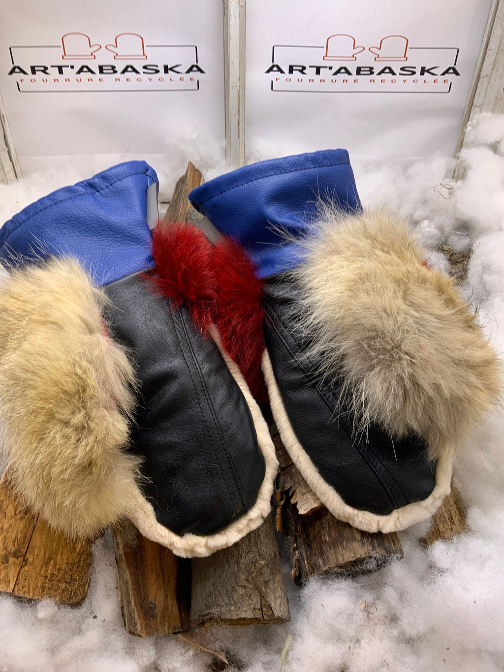 Mitaines Louise Small – Renard rouge, coyote, vison crème et cuir recyclé, 9h50 de confection, fait à la main Québec