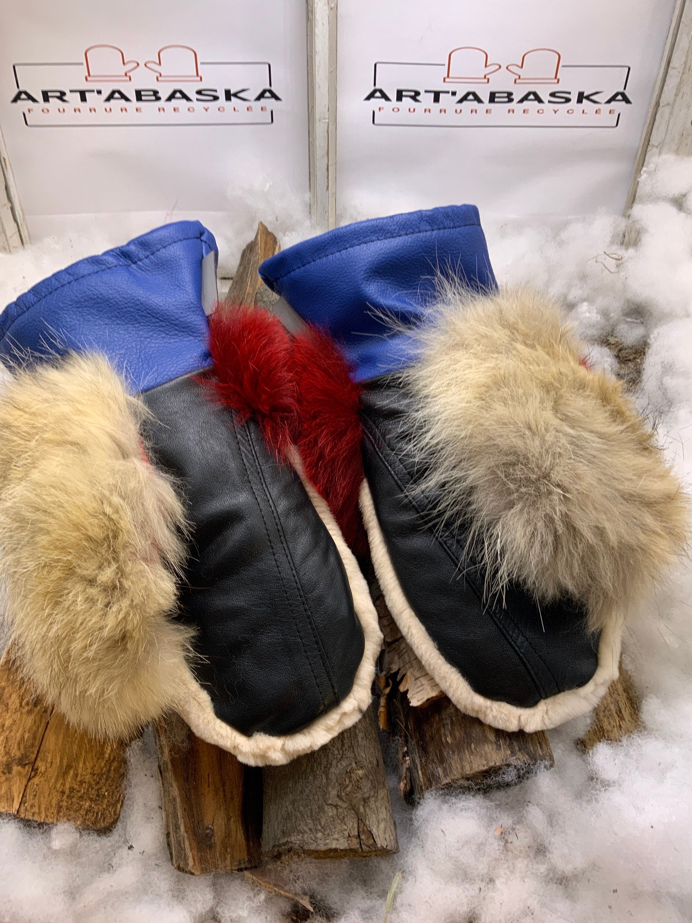 Mitaines Louise Small – Renard rouge, coyote, vison crème et cuir recyclé, 9h50 de confection, fait à la main Québec