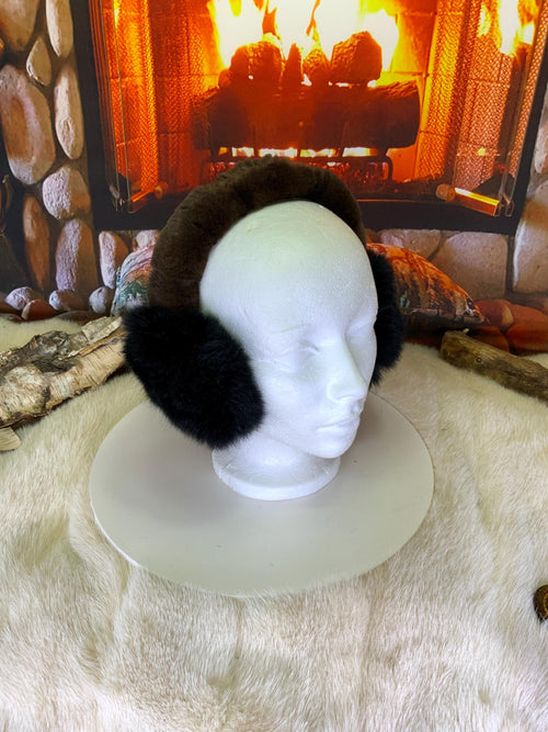 Cache-Oreilles tout en fourrure recyclée édition Opossum noir naturel recyclé Les Danielle