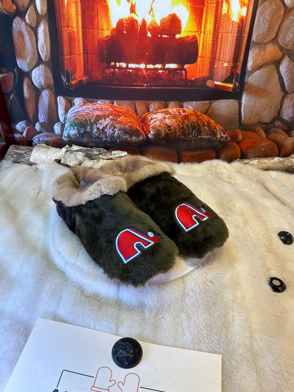 Slipper  Jeanne pointure 11 Homme Edition Nordiques – Sherling italien & cuir recyclé, pièce unique faite à la main au Québec