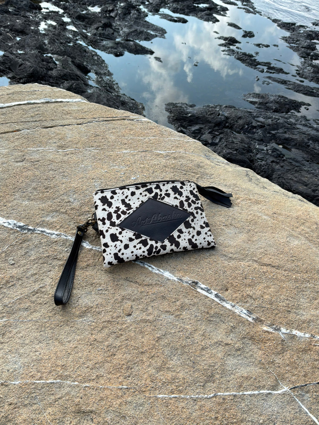Pochette-portefeuille multifonction en fourrure de vache imprimée Vache – ArtAbaska
