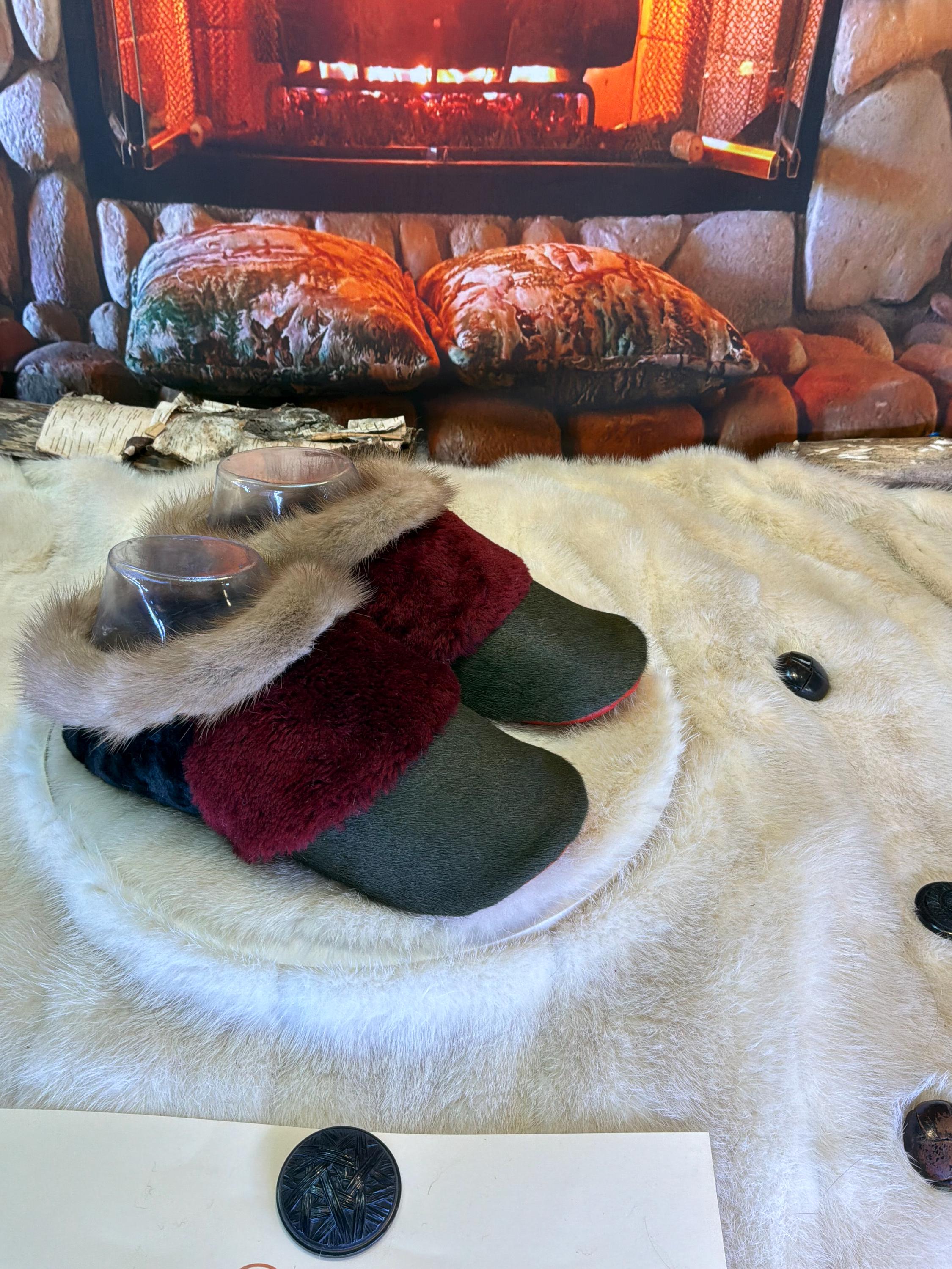 Slipper Eugénie pointure 7 femme – Sherling italien & cuir recyclé, pièce unique faite à la main au Québec