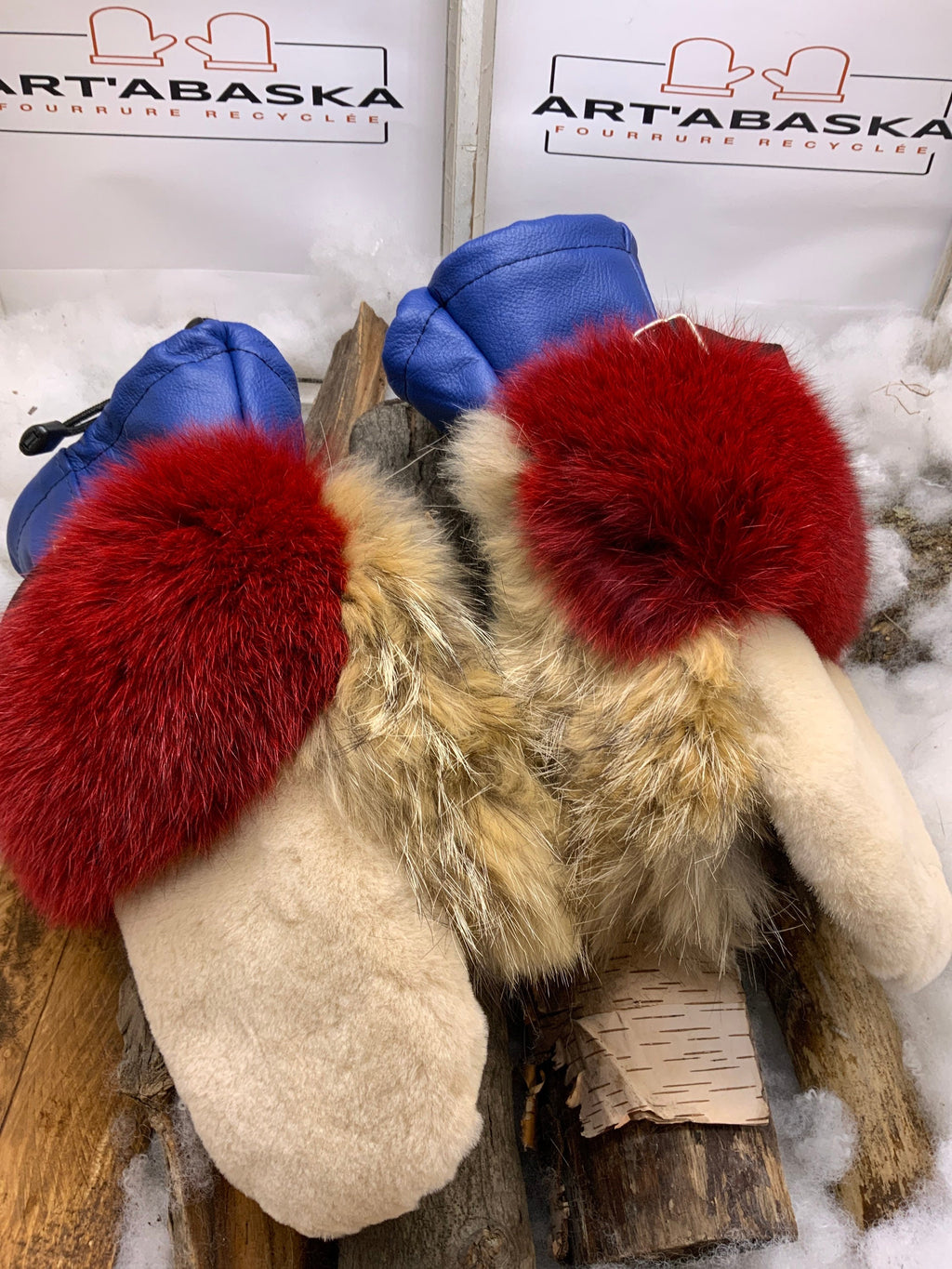 Mitaines Louise Small – Renard rouge, coyote, vison crème et cuir recyclé, 9h50 de confection, fait à la main Québec