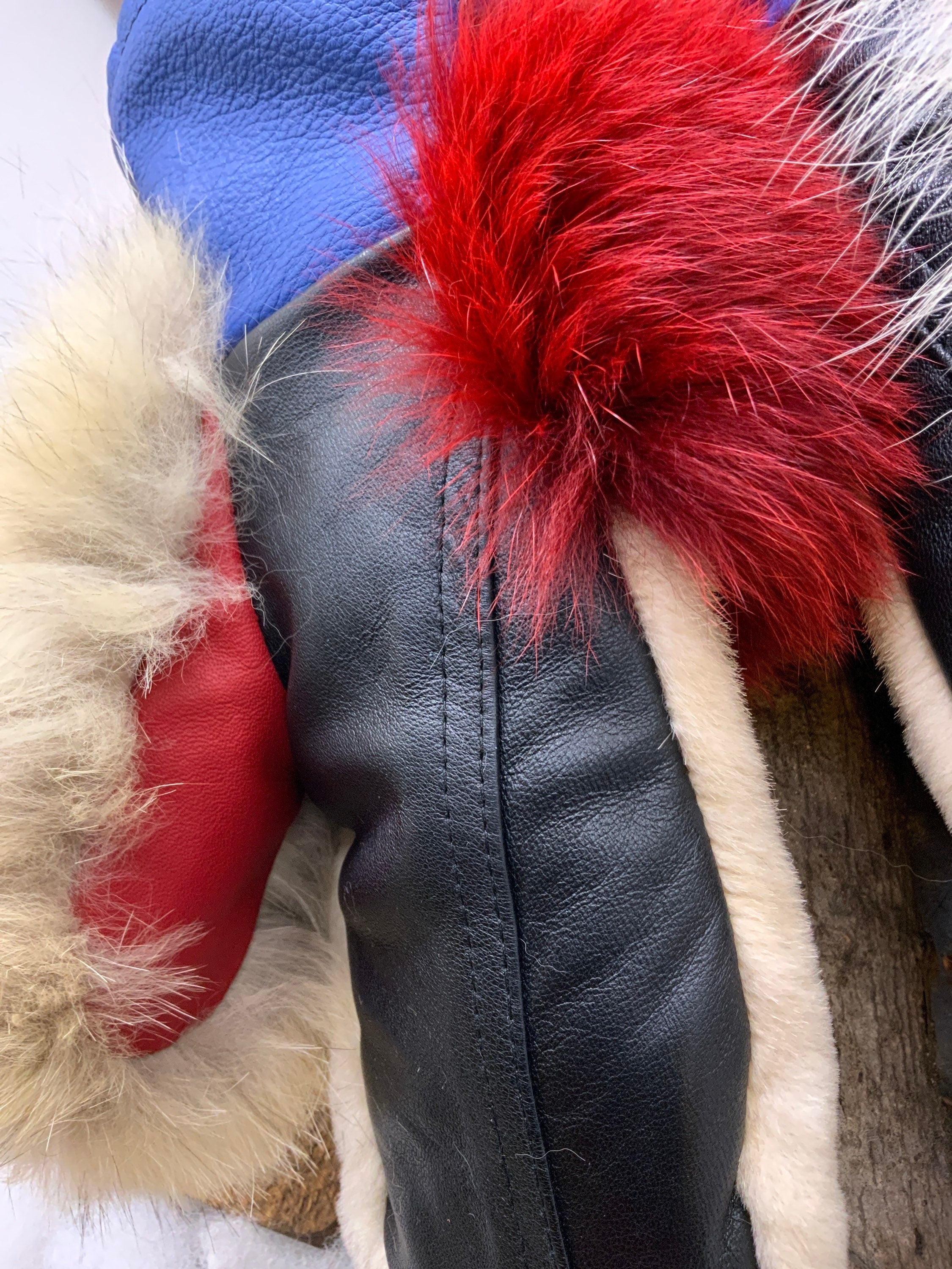 Mitaines Louise Small – Renard rouge, coyote, vison crème et cuir recyclé, 9h50 de confection, fait à la main Québec