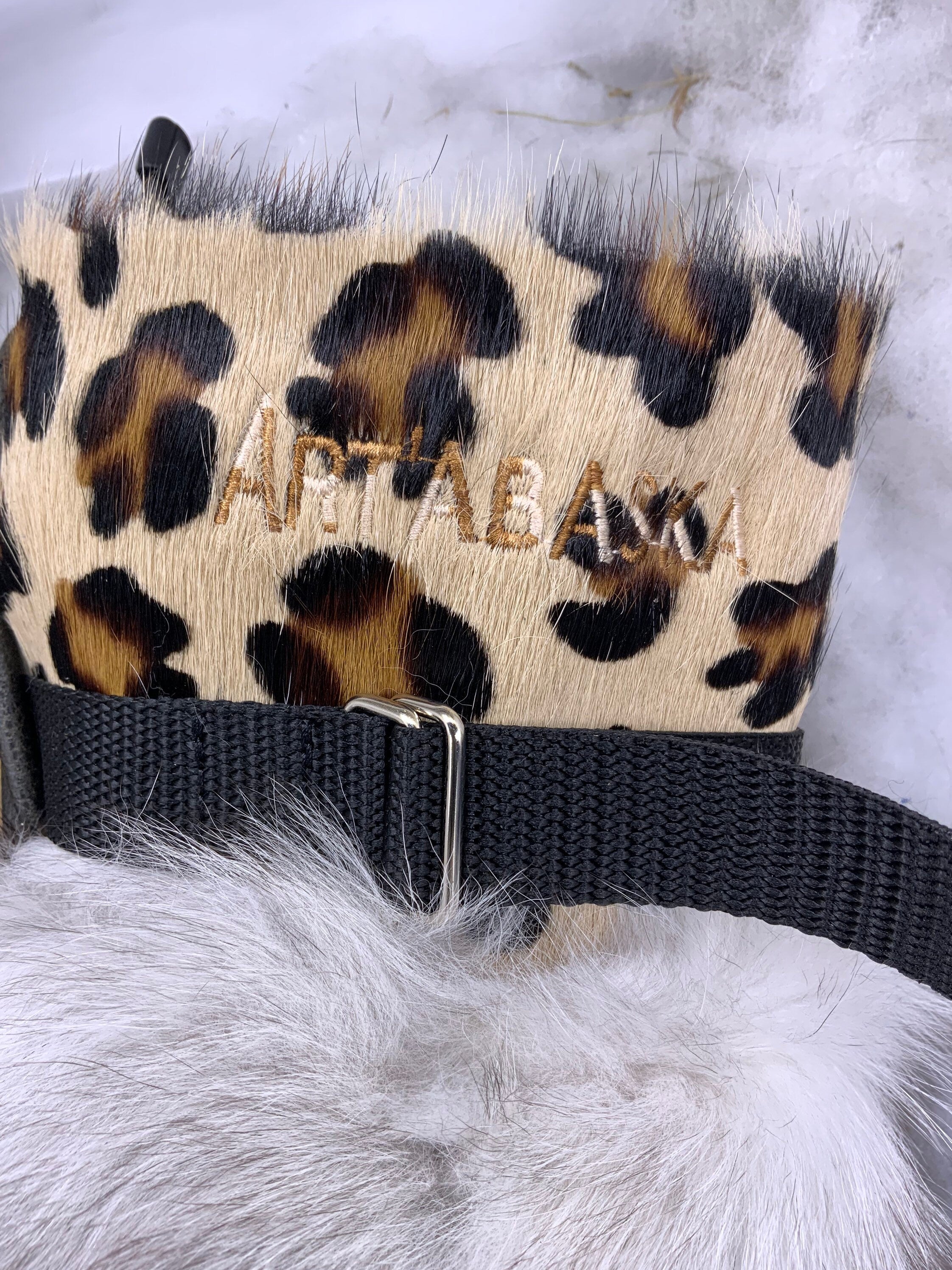 Mitaines Claire XL vison brun renard recyclé cuir imprimé léopard intérieur amovible fait main Québec pièce unique chaude durable